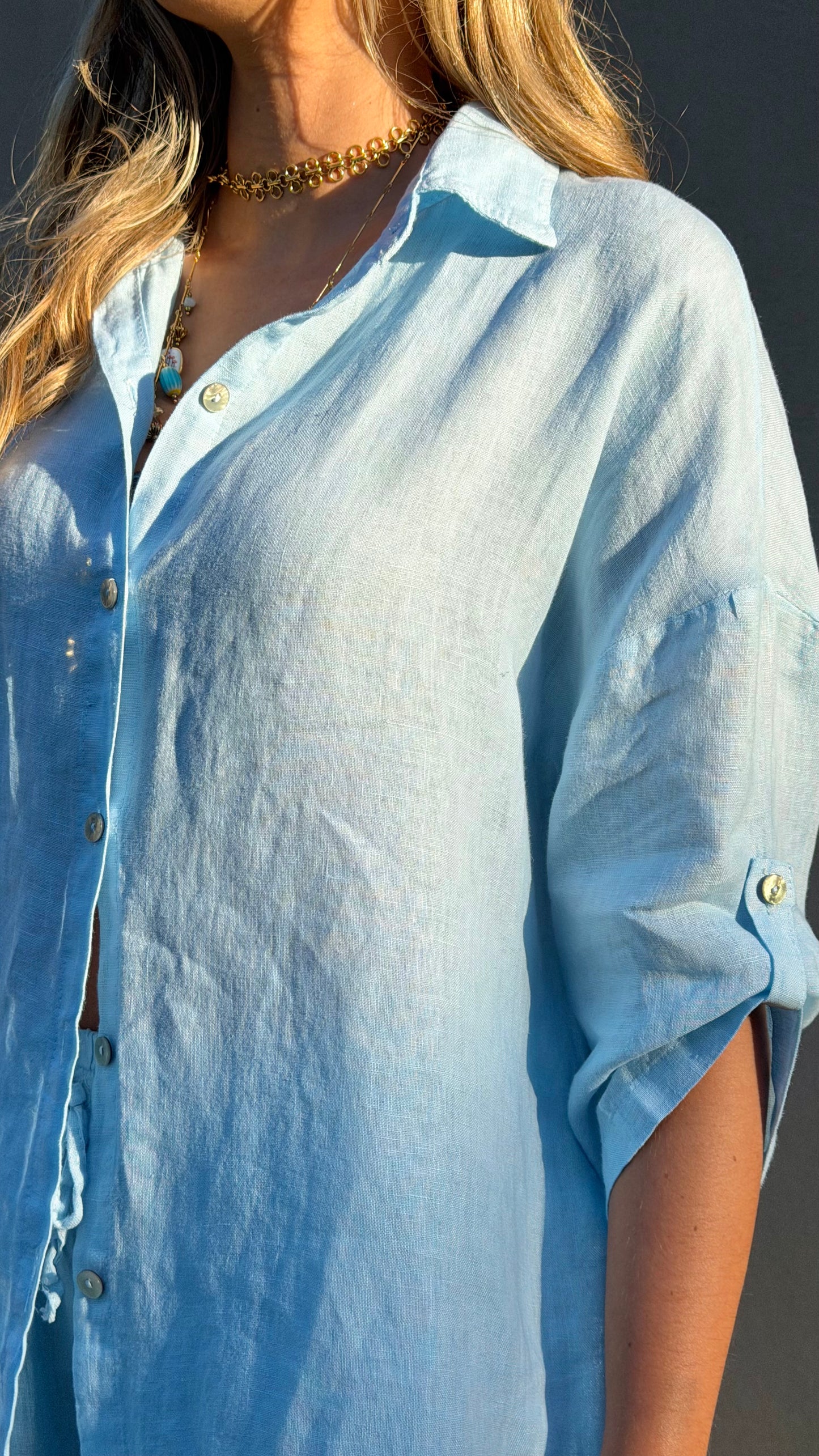 Camisa linho azul-bebé