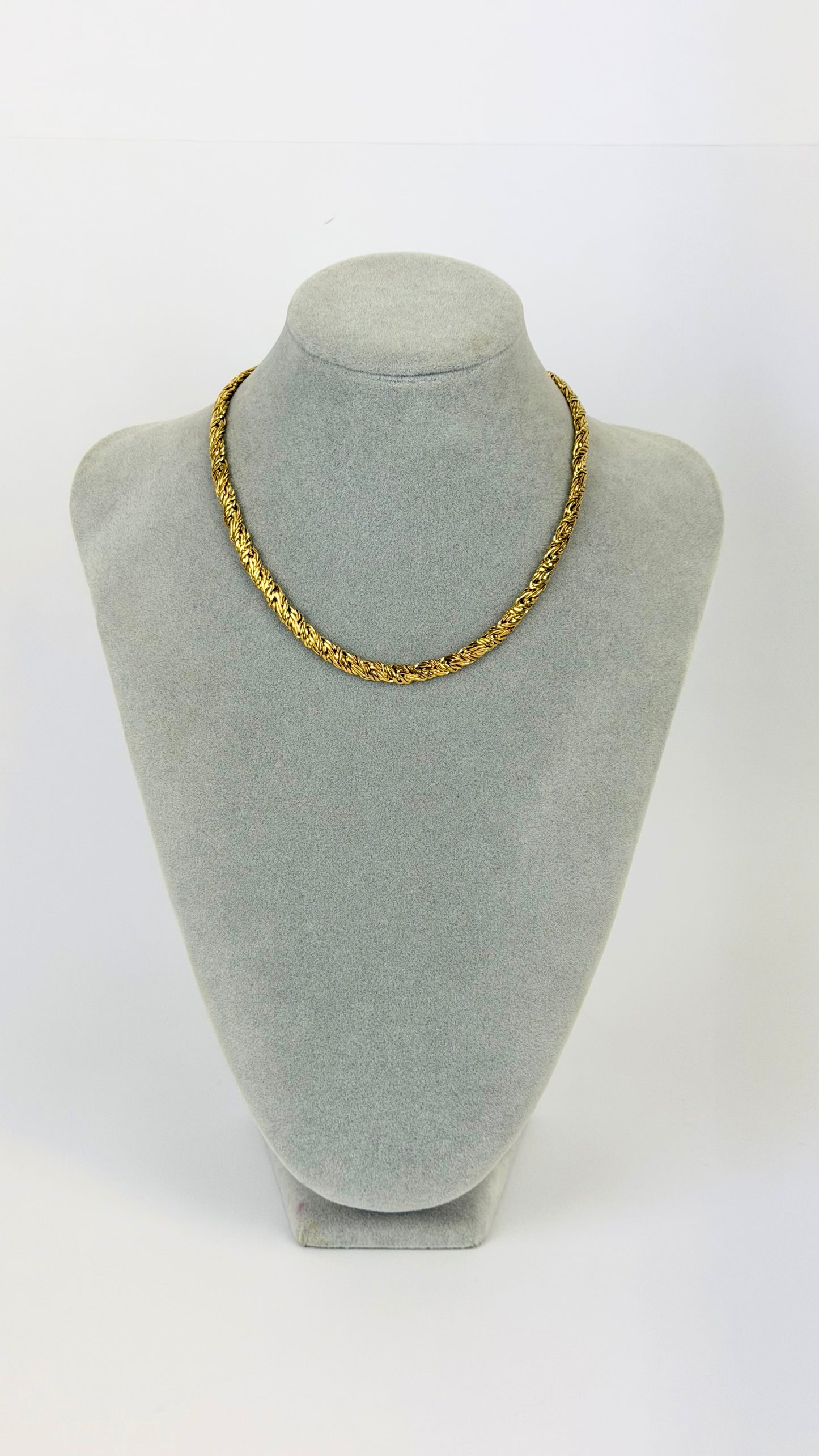 Colar aço cordão dourado
