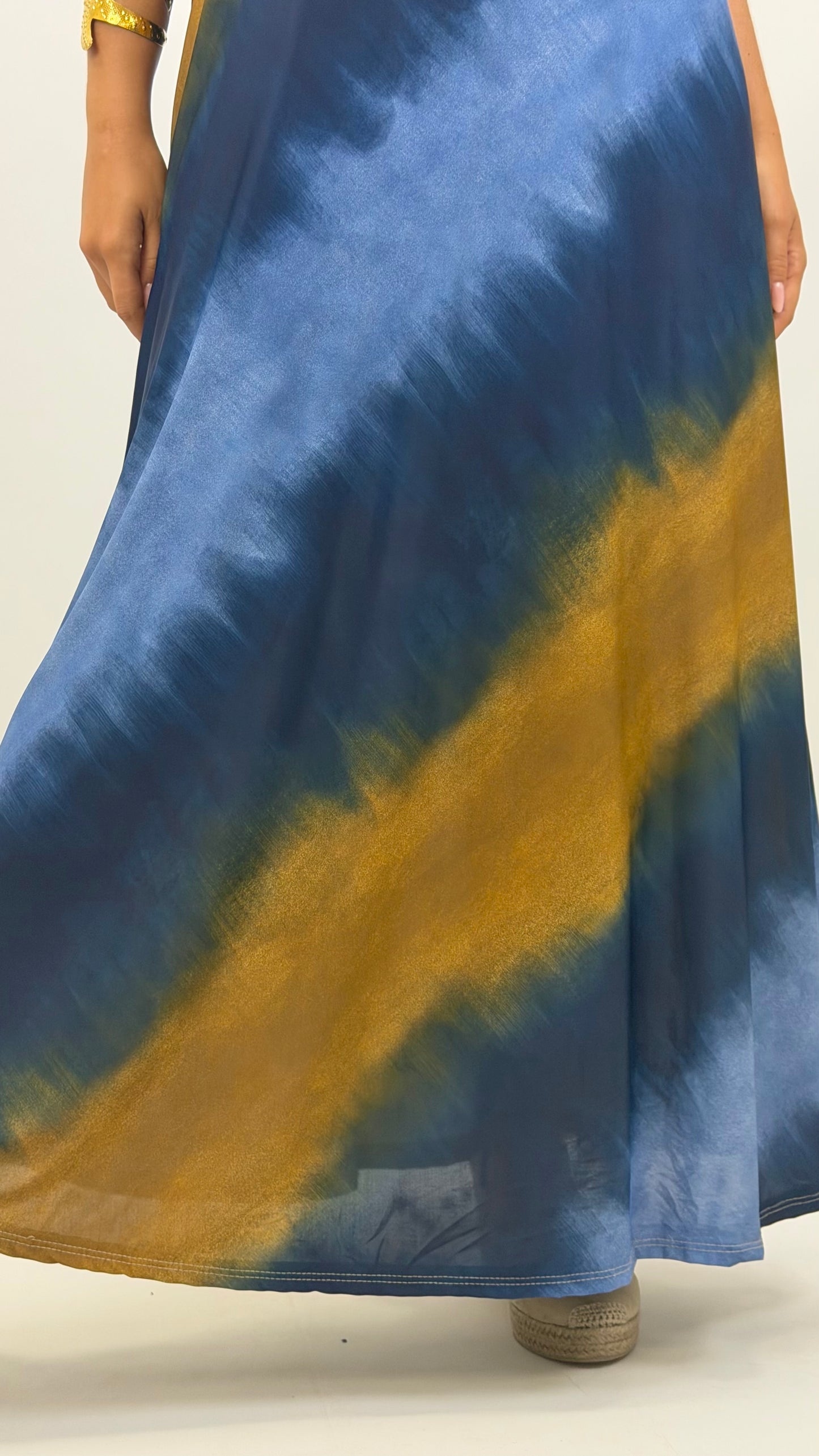 Vestido malha fria degradé azul e amarelo