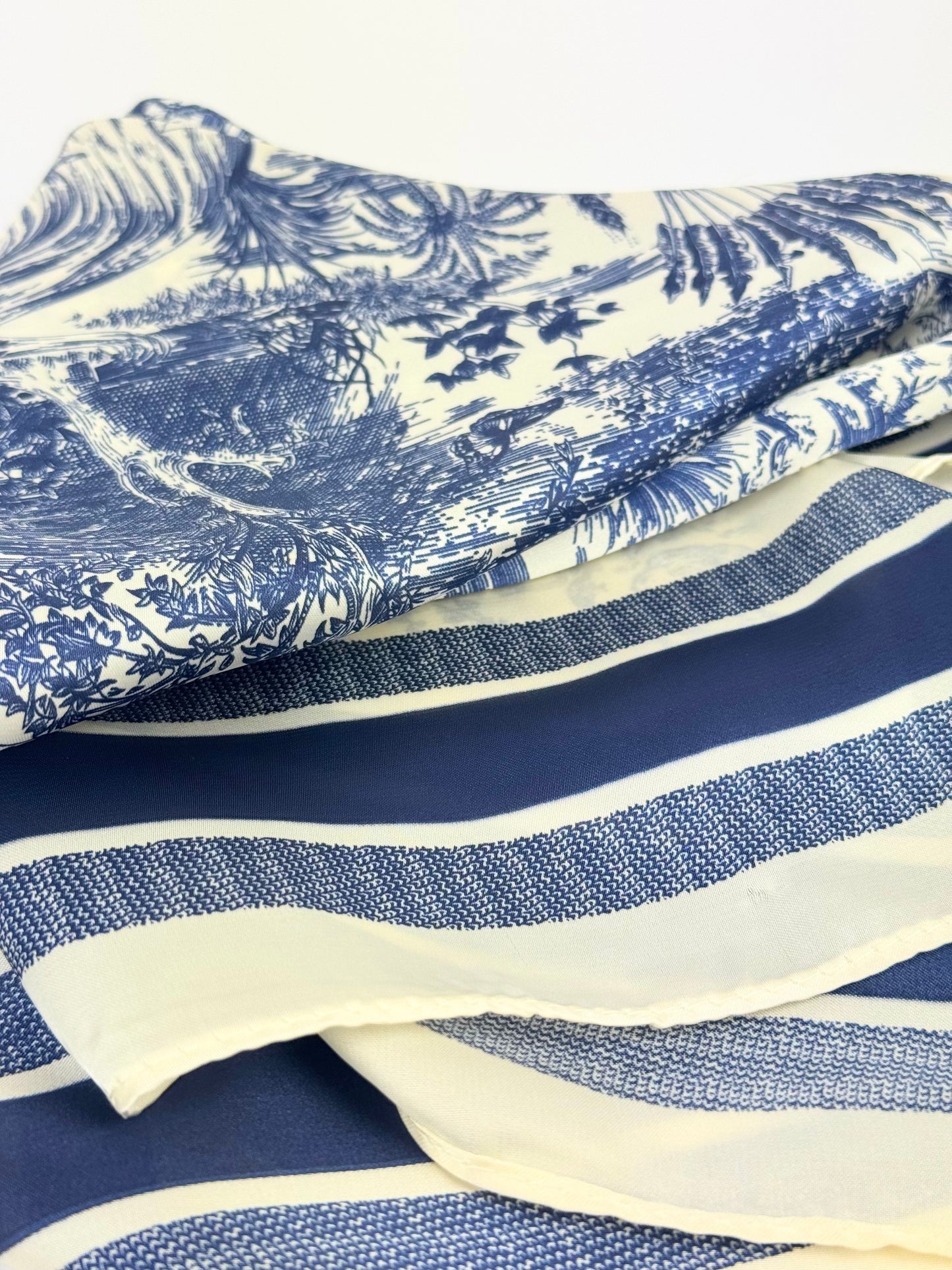 Lenço pequeno estampado toile-de-jouy azul-marinho