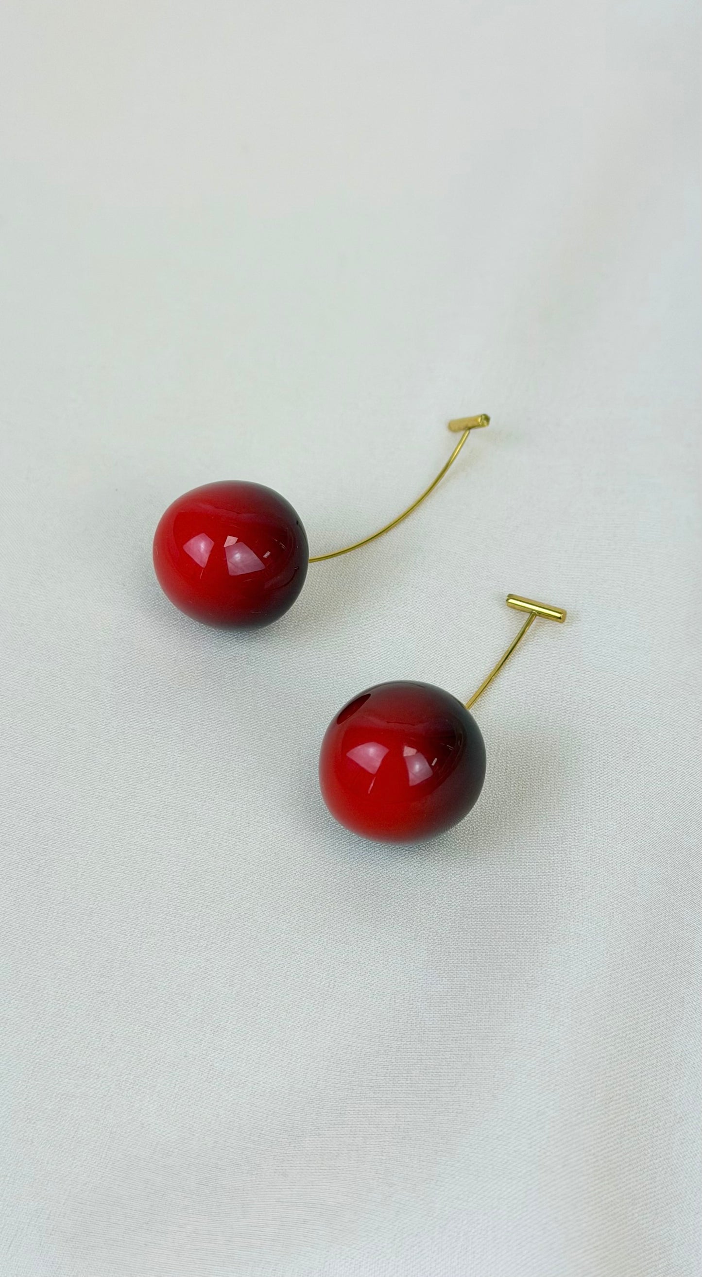 Brincos cerejas