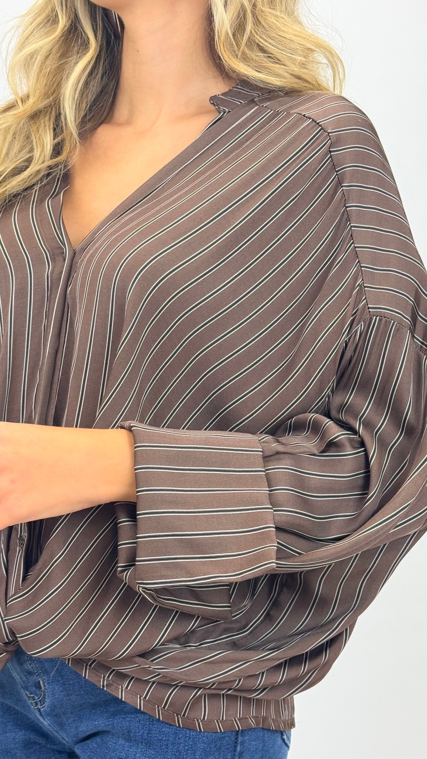 Blusa risquinhas castanho-chocolate