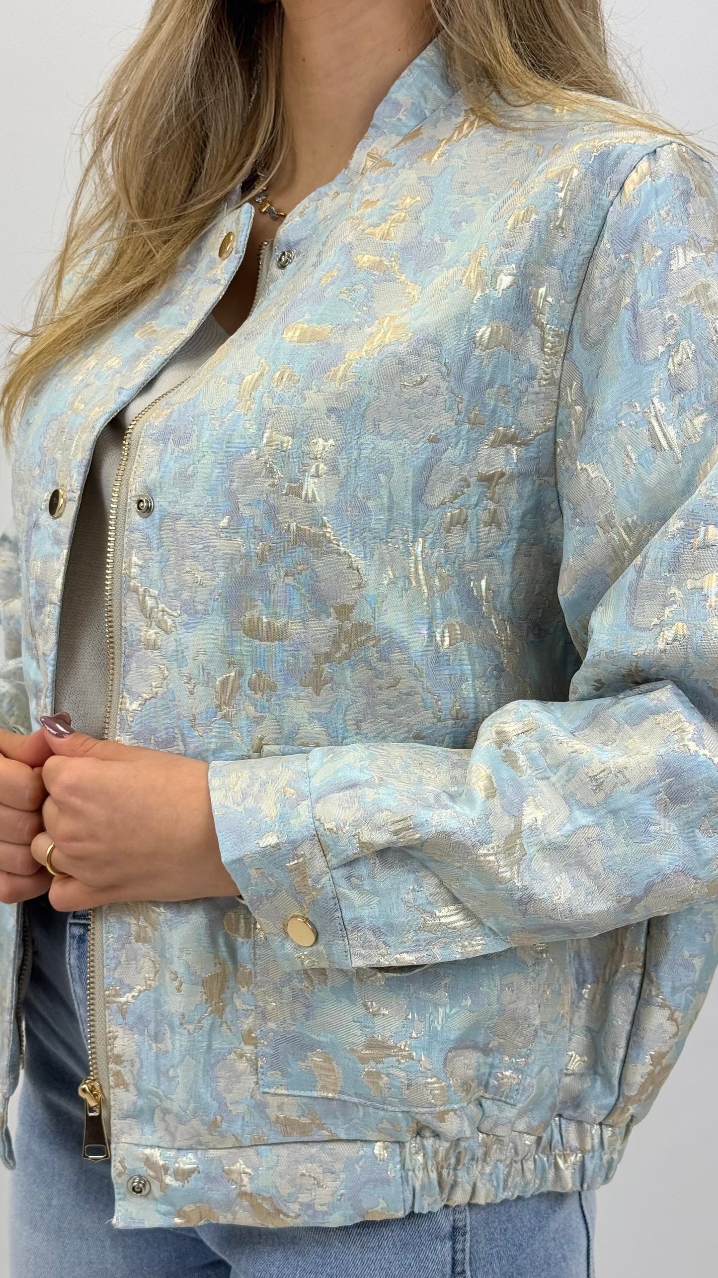 Bomber estampado mesclado azul e metalizado