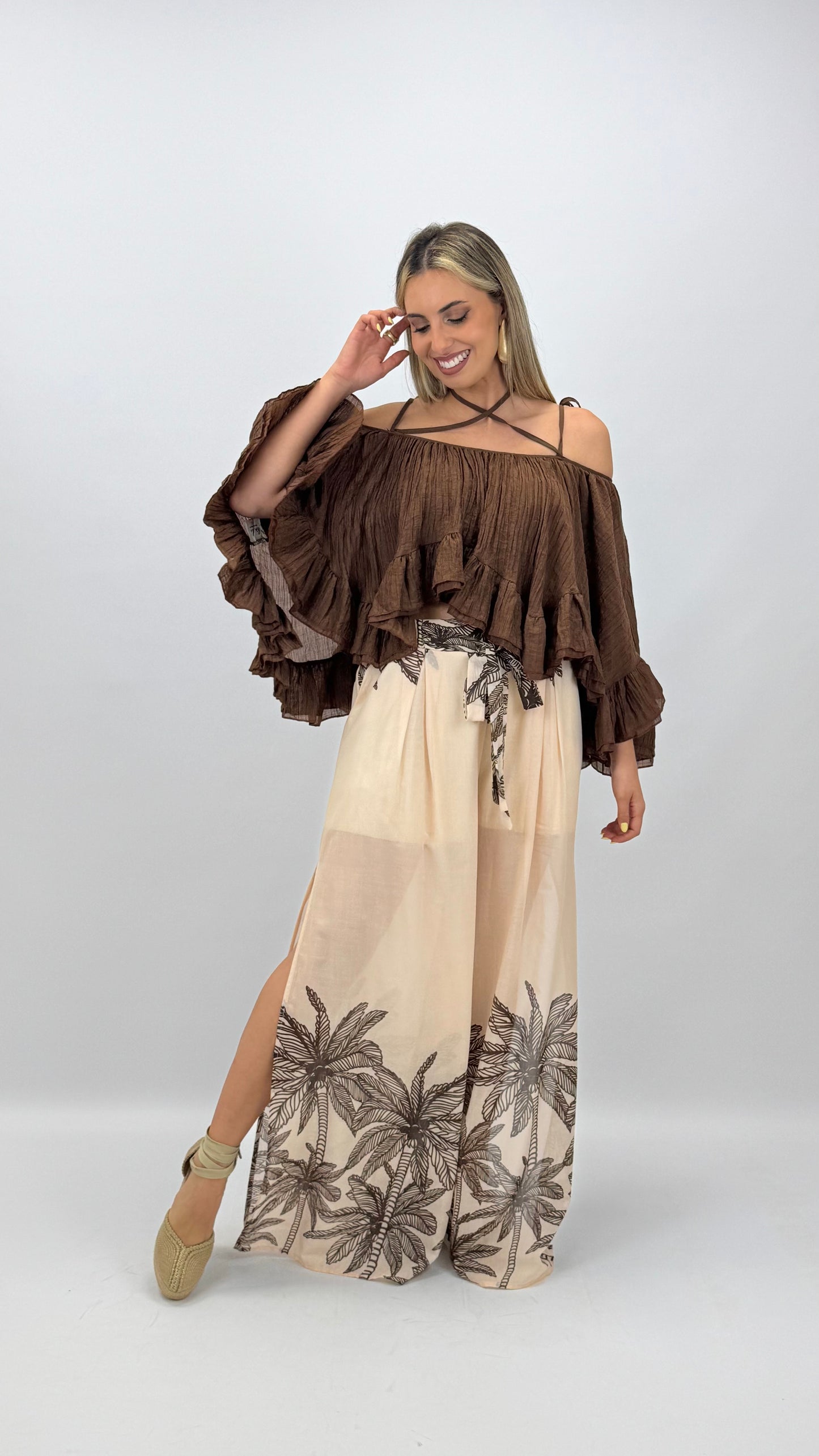 Blusa/Top folhos castanho