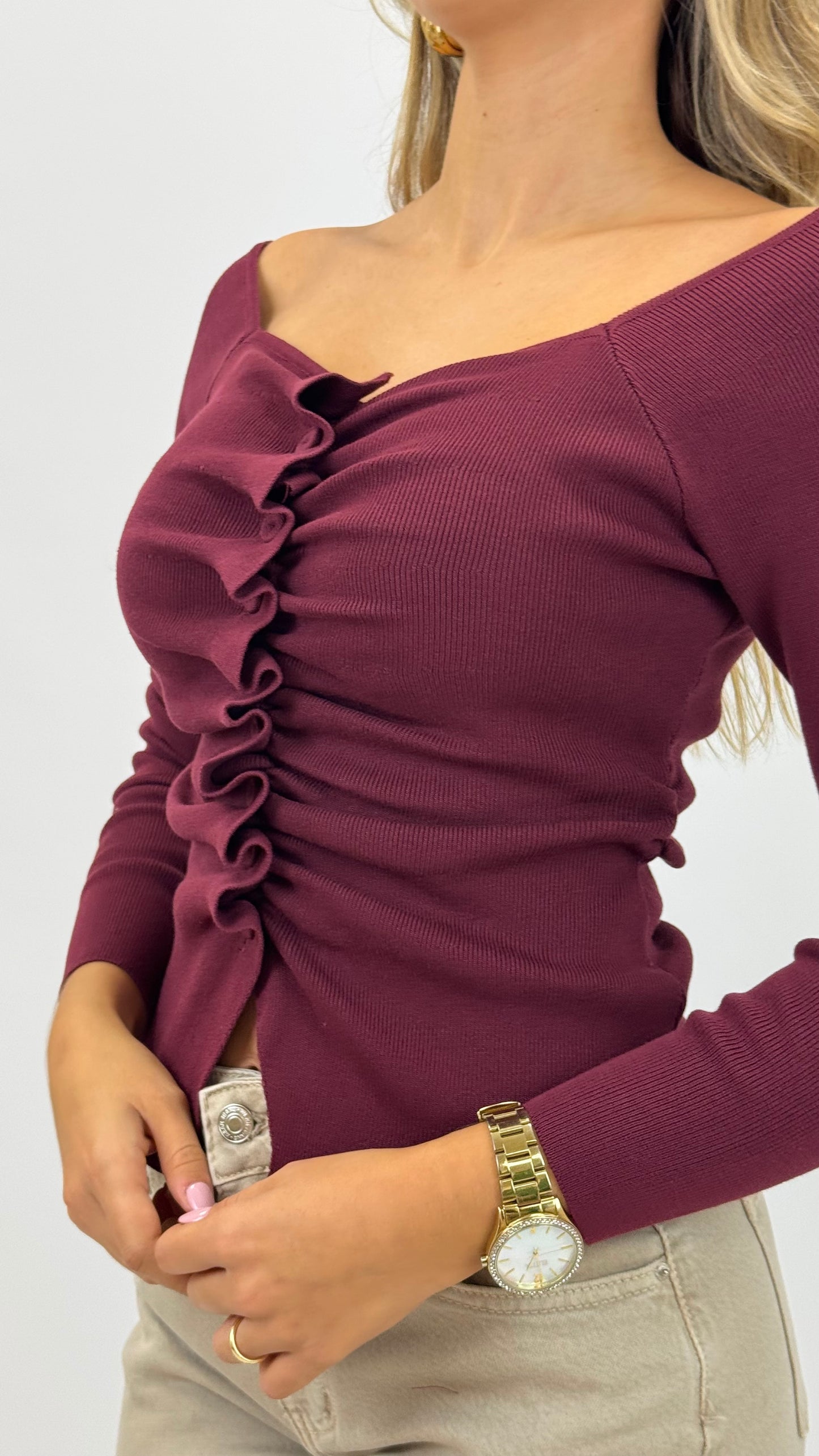 Camisola malha justa bordeaux com folhinhos