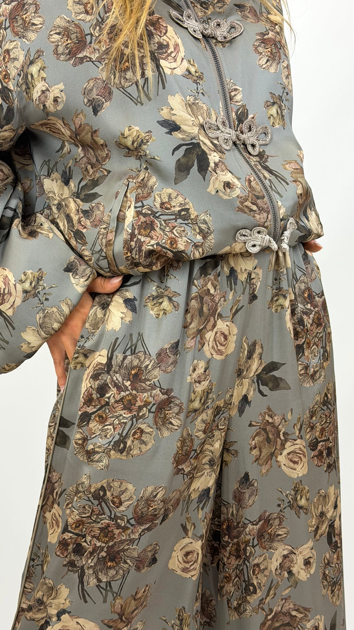 Conjunto Sakura in Grey