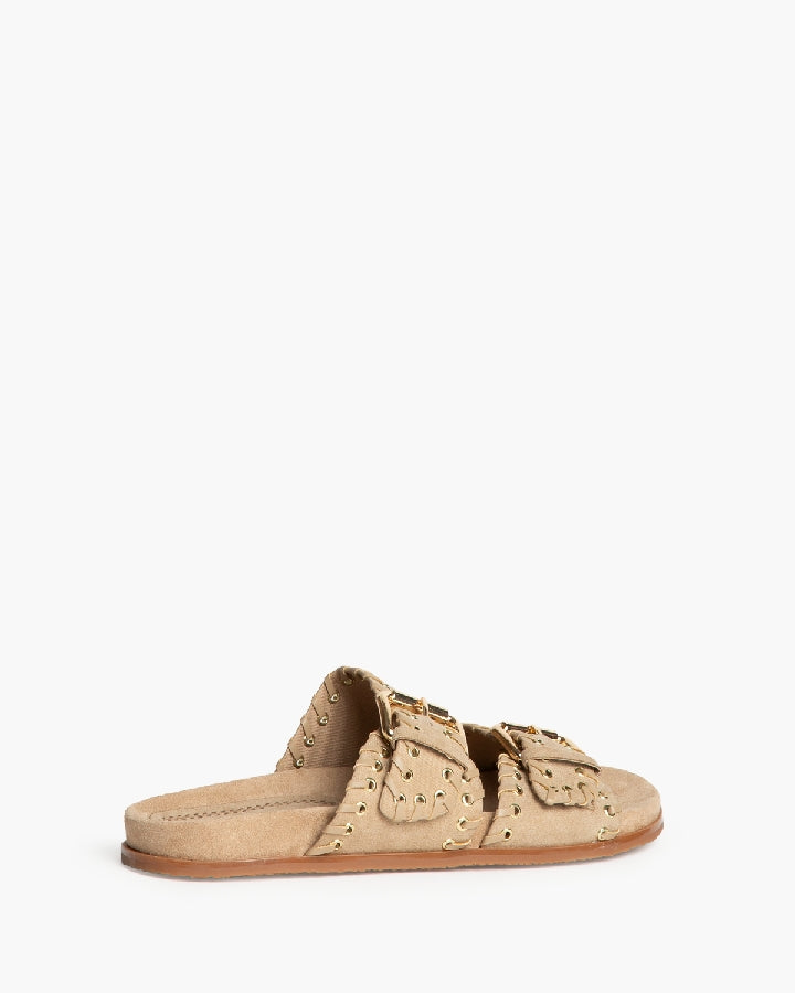 Chinelo camel com fivelas