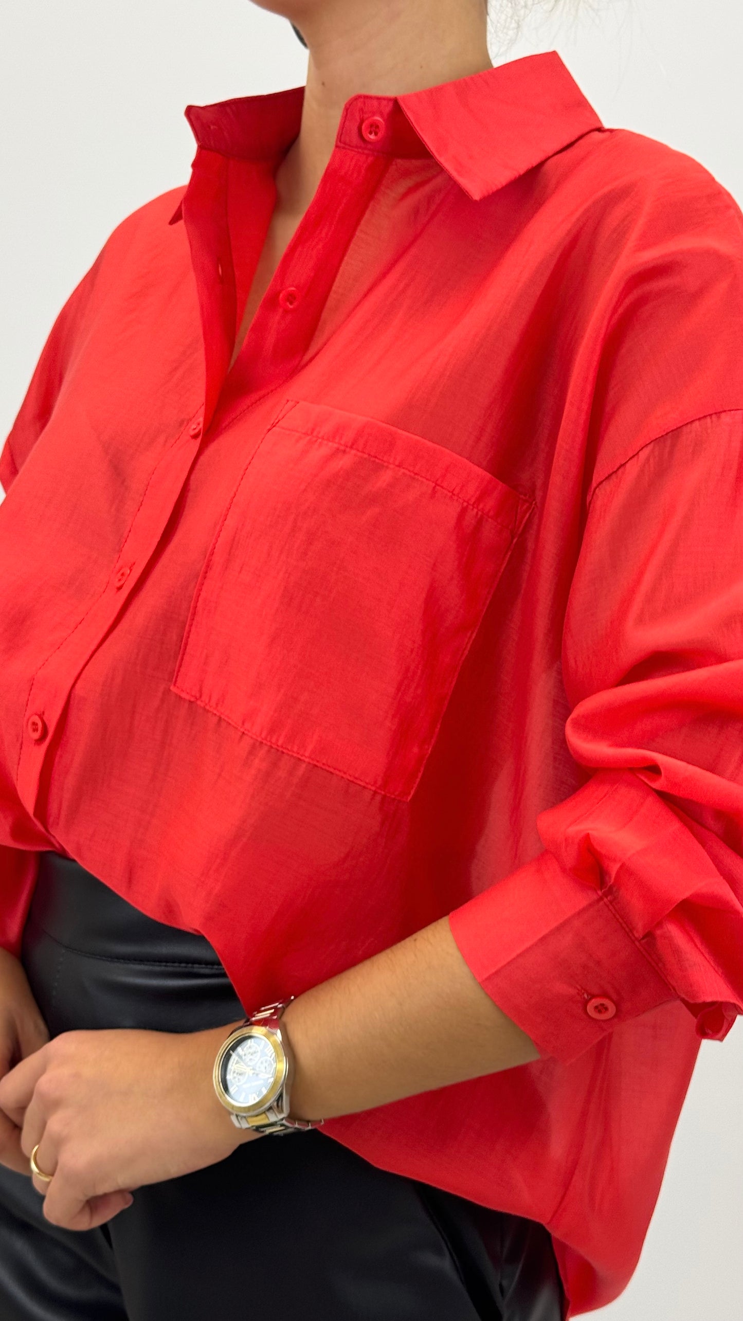 Blusa em tecido fluído vermelho-vivo