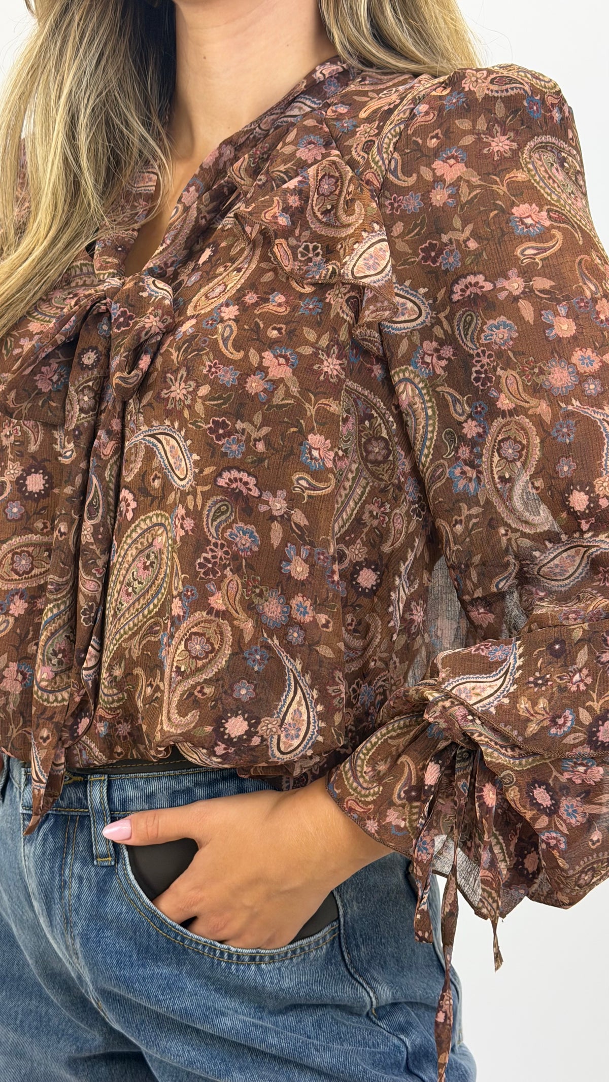 Blusa estampado cornucópias tons castanho