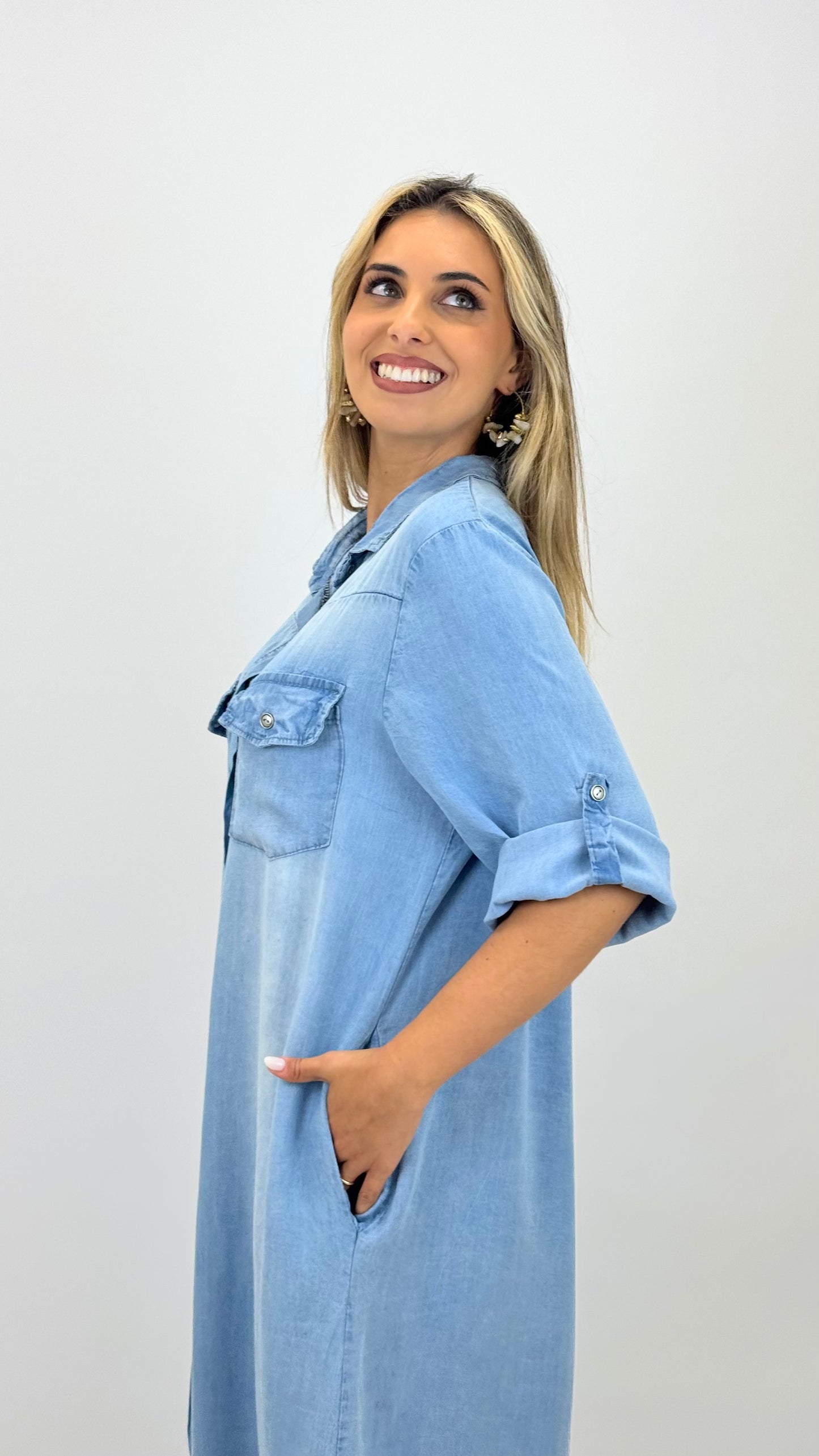 Vestido-camiseiro ganga-clara