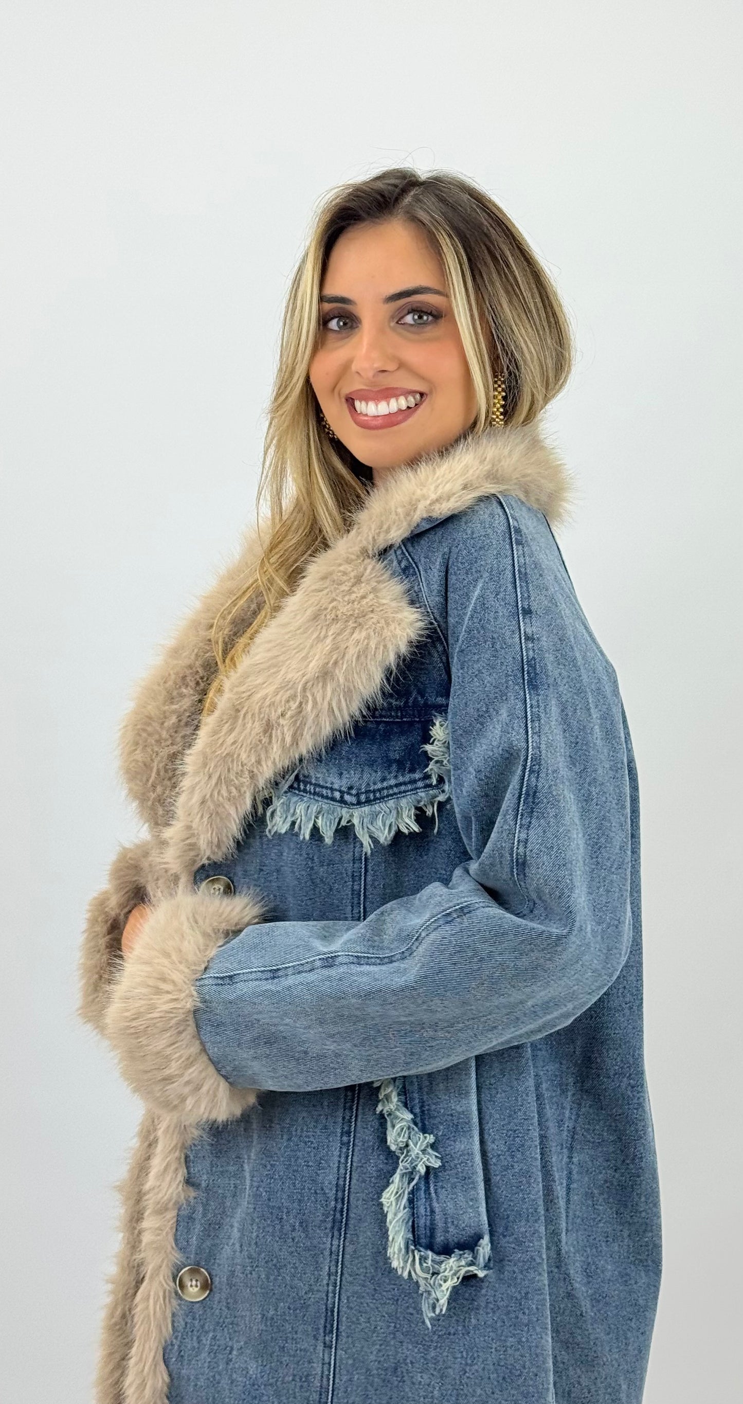 Casaco comprido ganga com pêlo bege