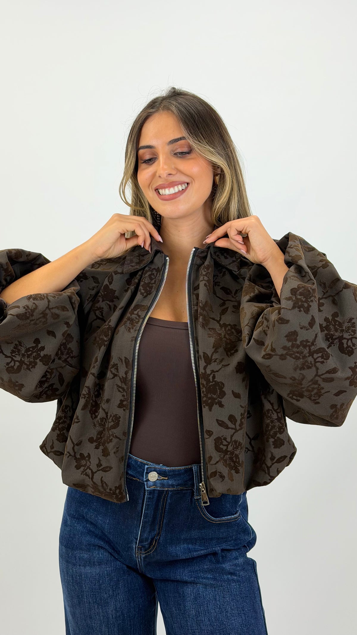 Bomber meia-estação brocado floral castanho