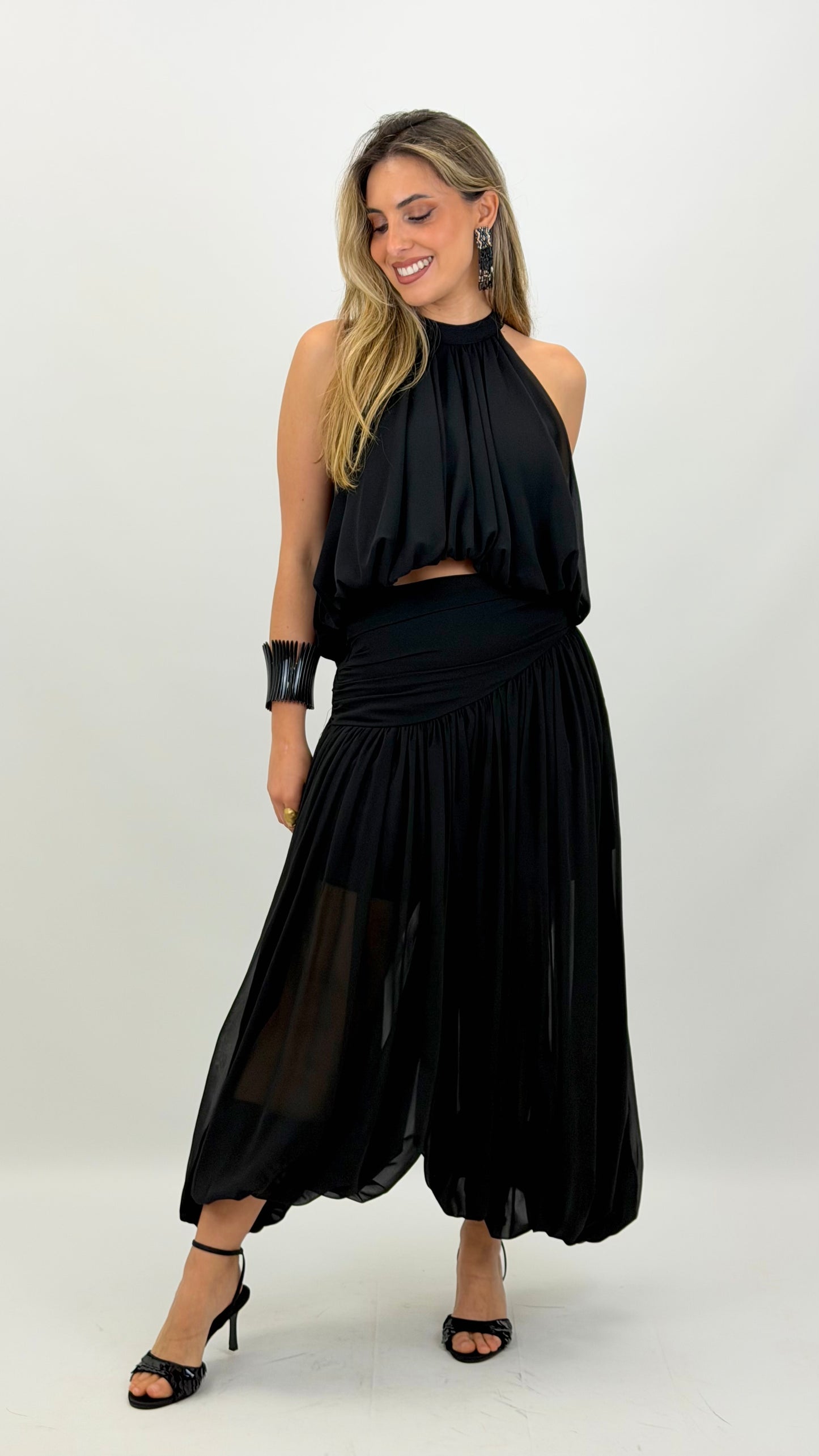 Conjunto top e calça abalonada preto