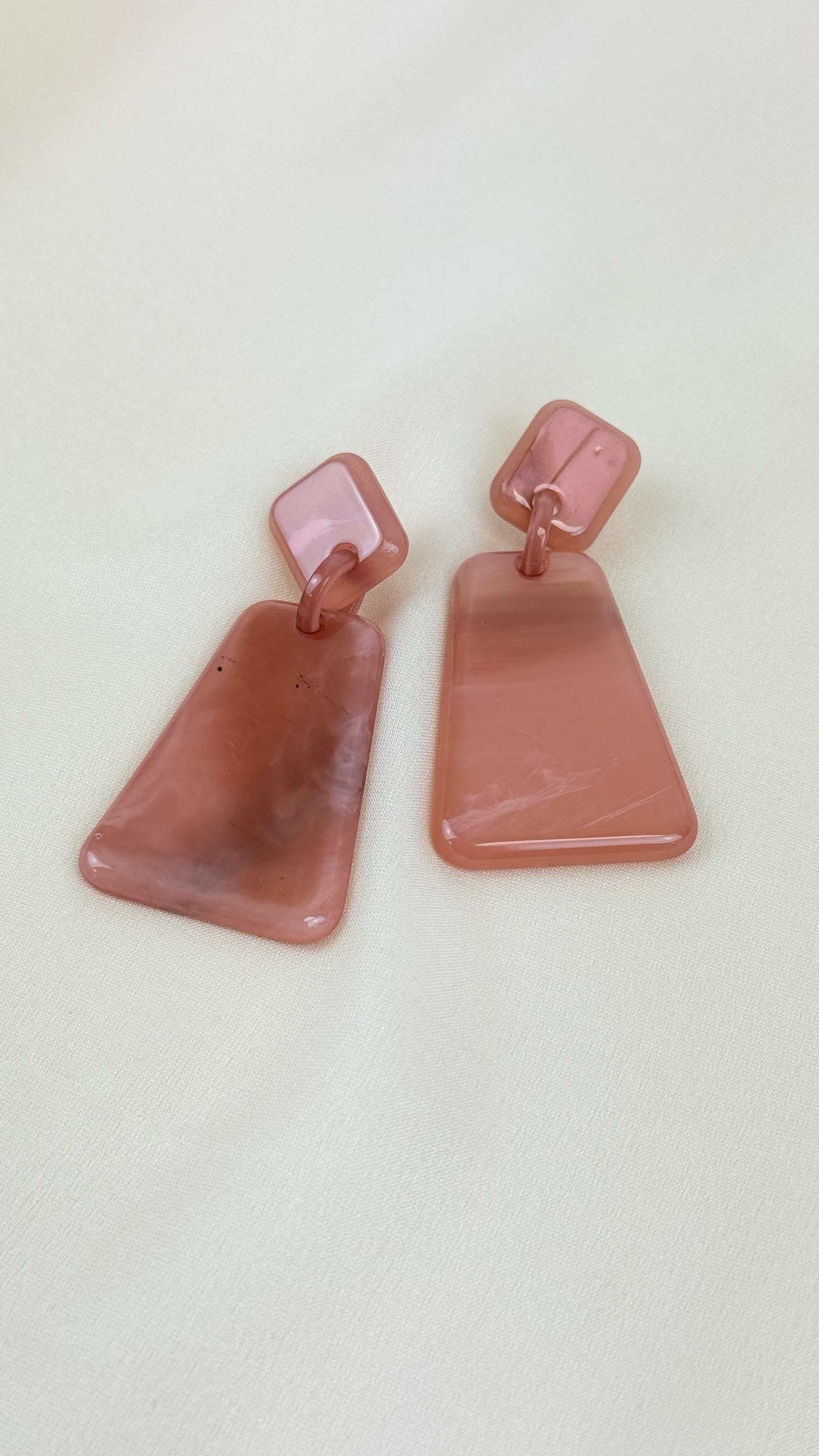 Brincos acrílico rosa