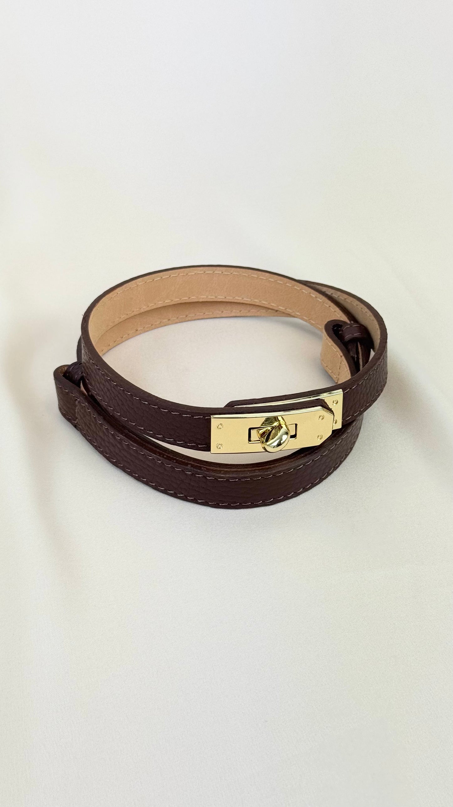 Cinto em pele genuína ajustável castanho-chocolate