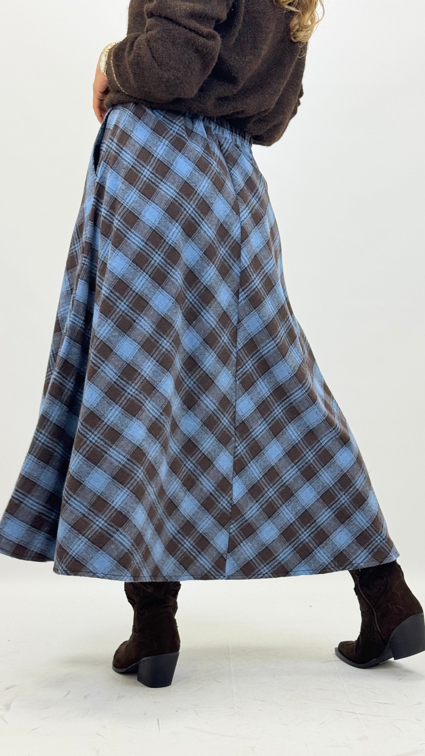 Saia fazenda xadrez castanho e azul