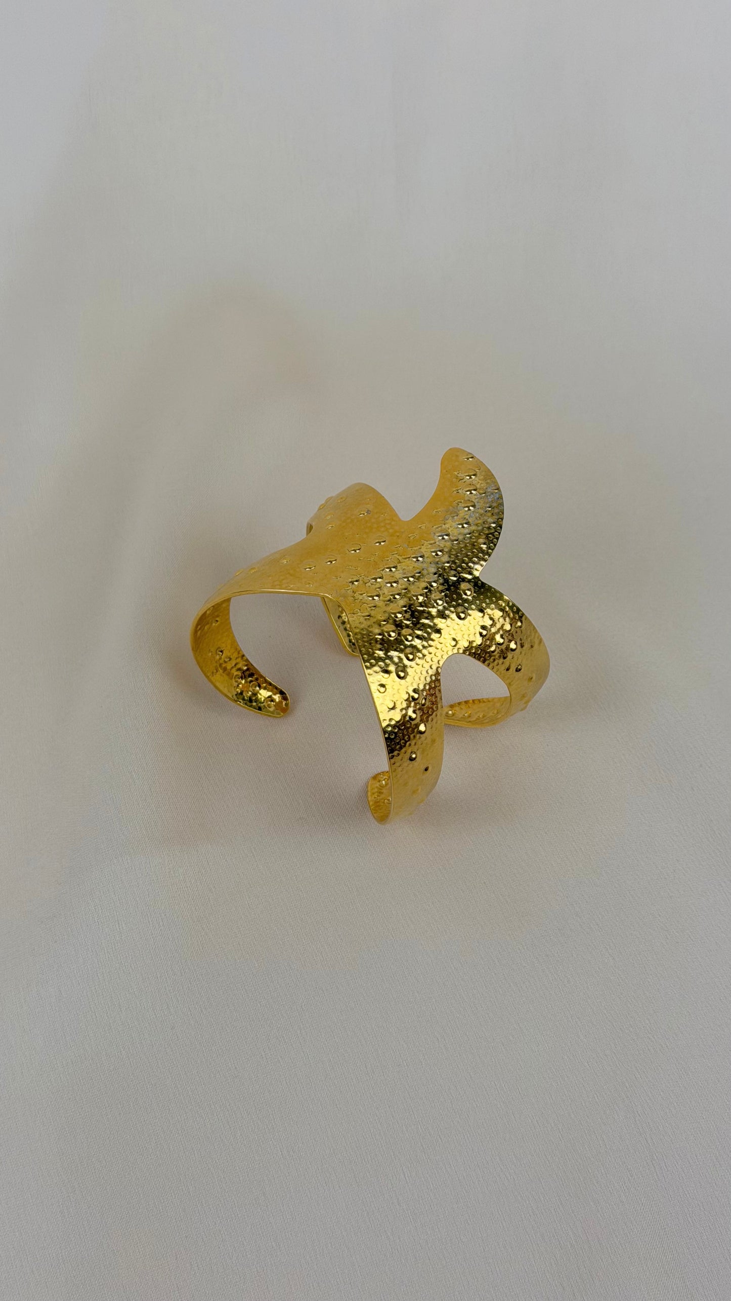 Pulseira dourada estrela do mar
