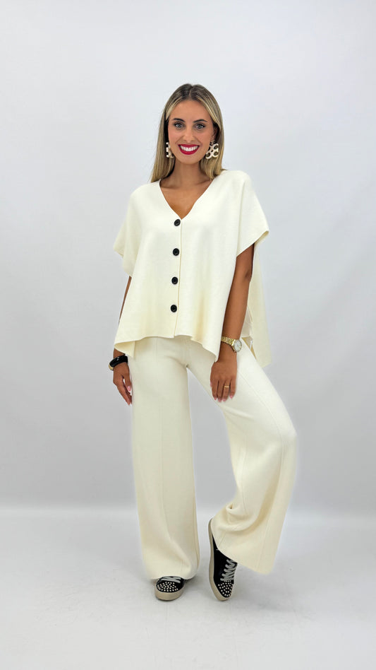 Conjunto colete e calça malha pérola