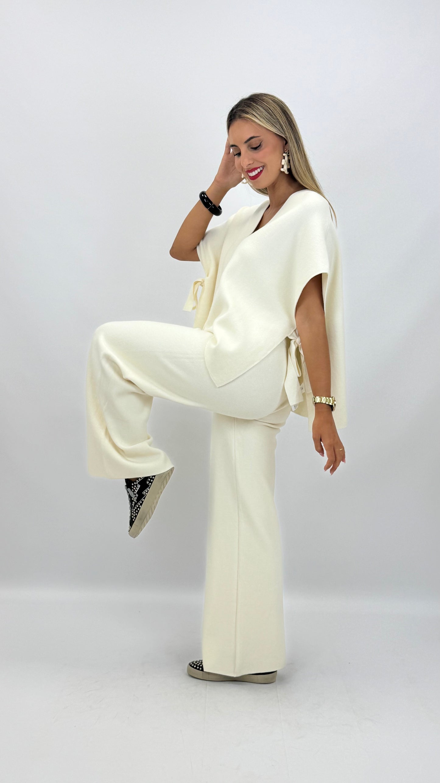 Conjunto colete e calça malha pérola