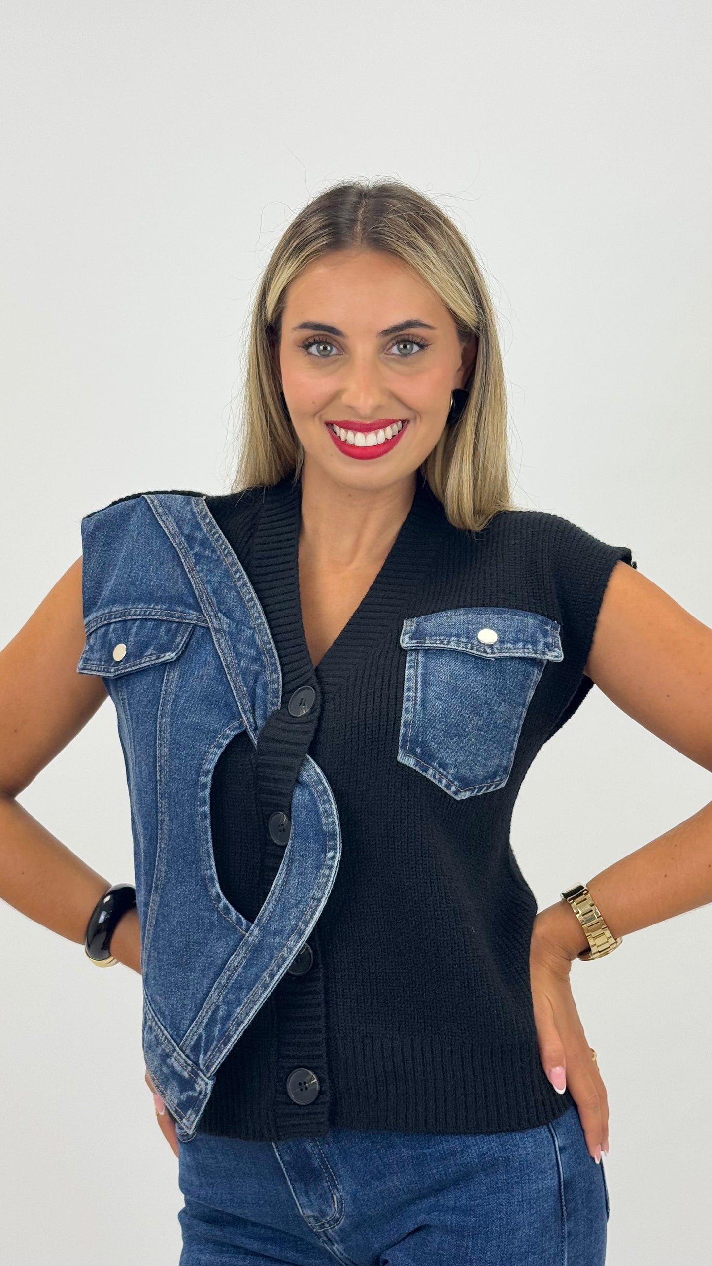 Colete malha preto com detalhes em ganga