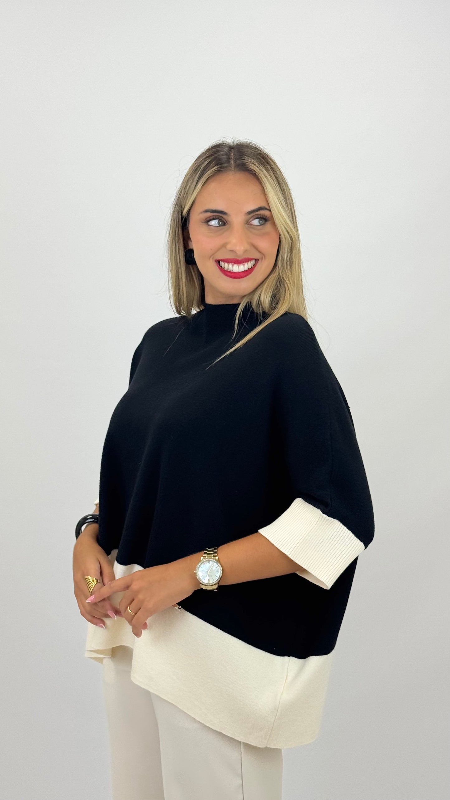 Camisola manga 3/4 preta com barra pérola