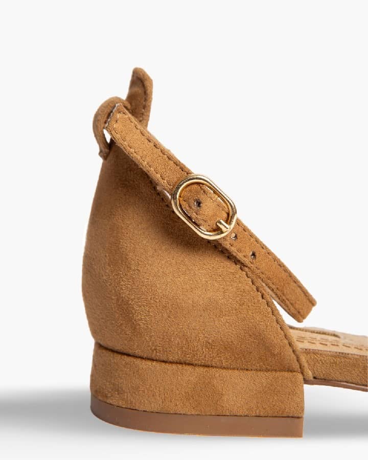 Sapato raso camurça camel