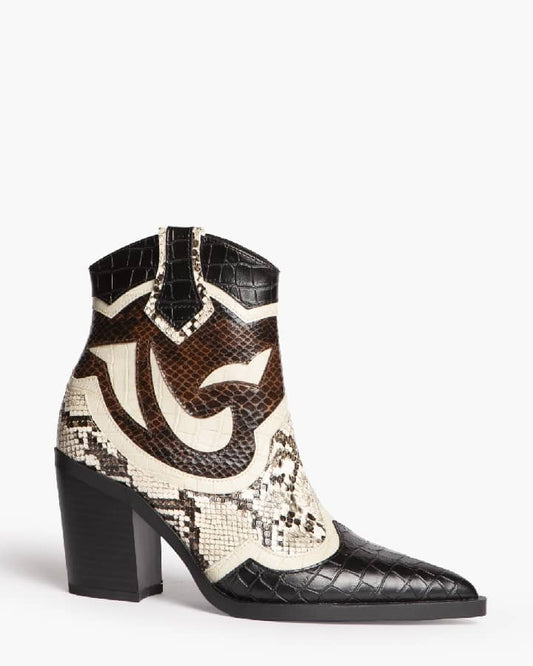 Bota tacão pormenores em serpente tons preto e camel
