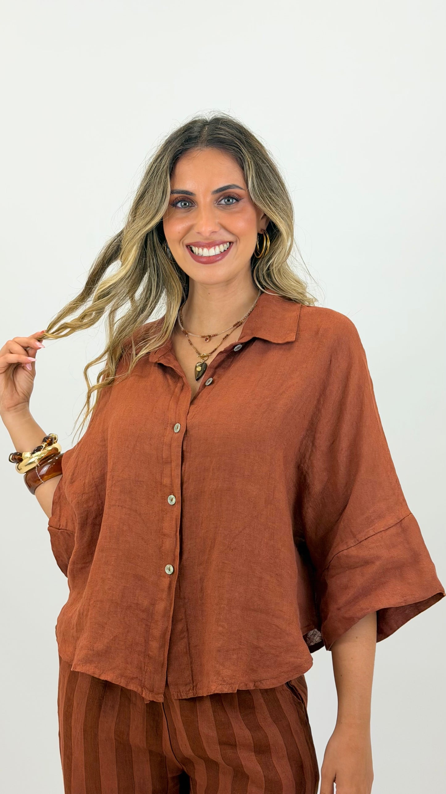 Camisa linho manga 3/4 telha