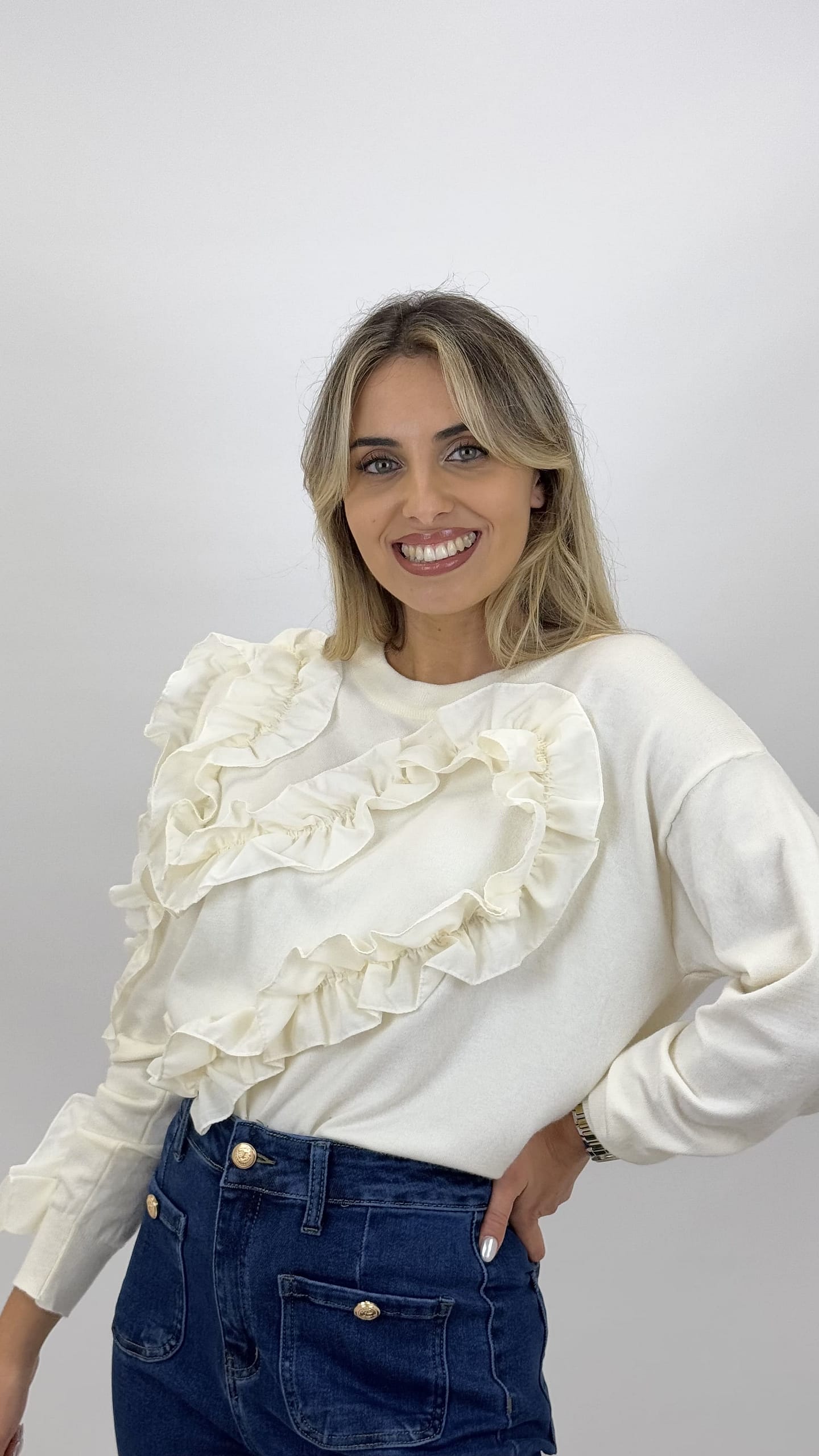 Camisola pérola com folhos