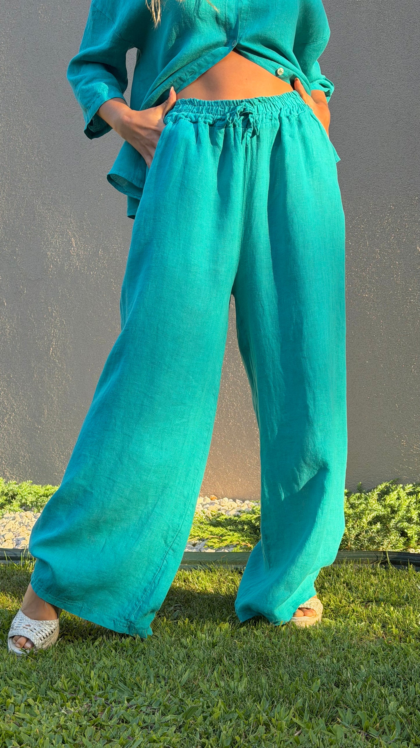 Calça linho verde-cobalto