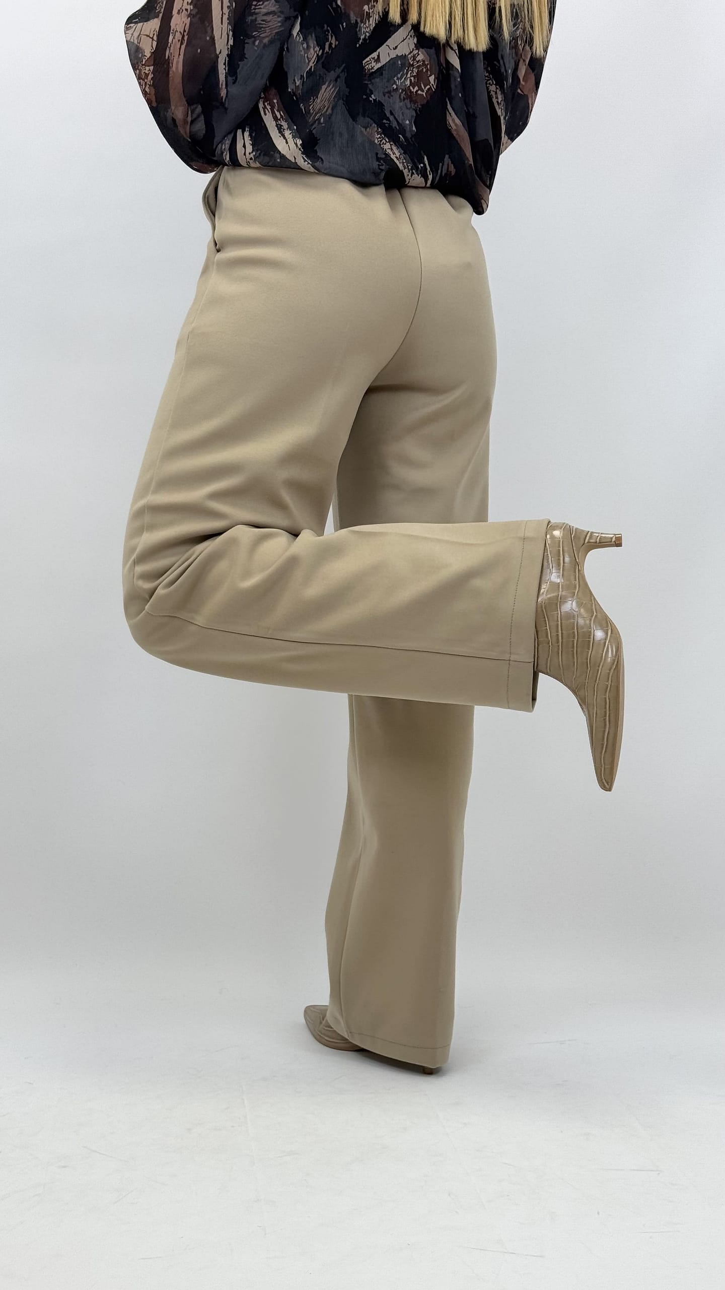 Calça fazenda straight taupe