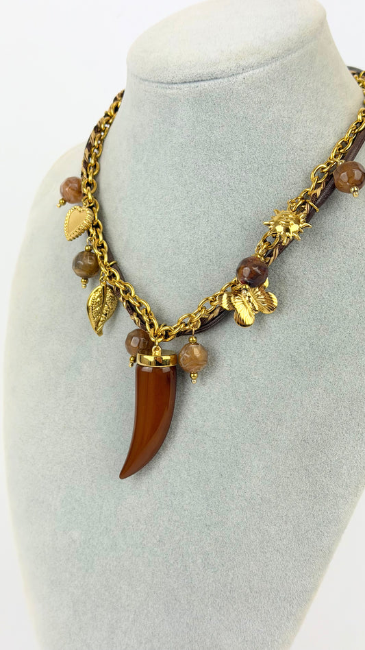 Colar pendentes tons castanho