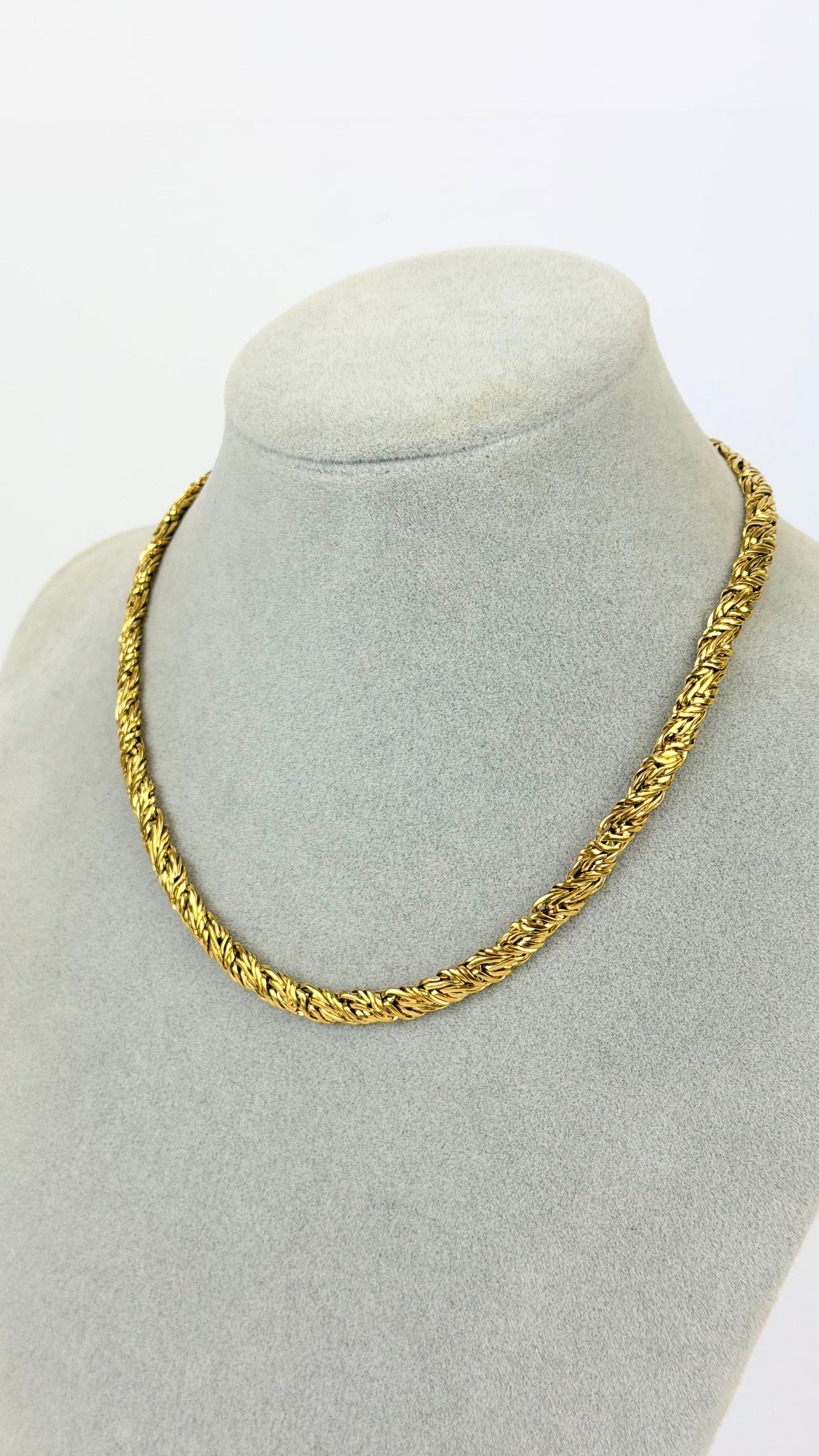 Colar aço cordão dourado