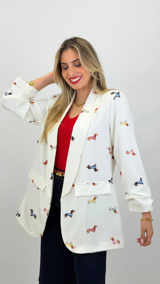 Blazer branco com cãezinhos