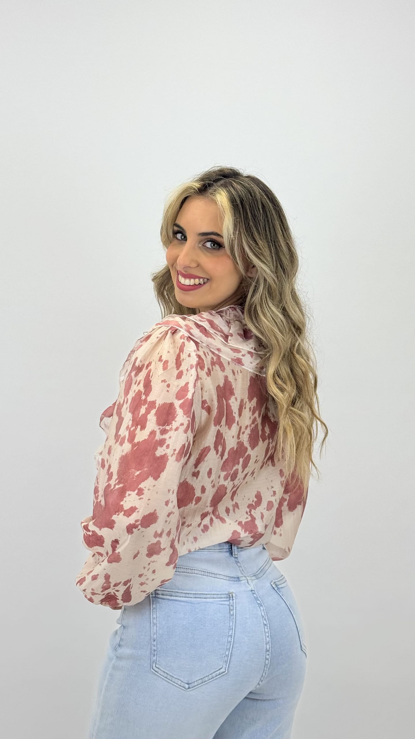 Blusa animal-print pérola e rosa