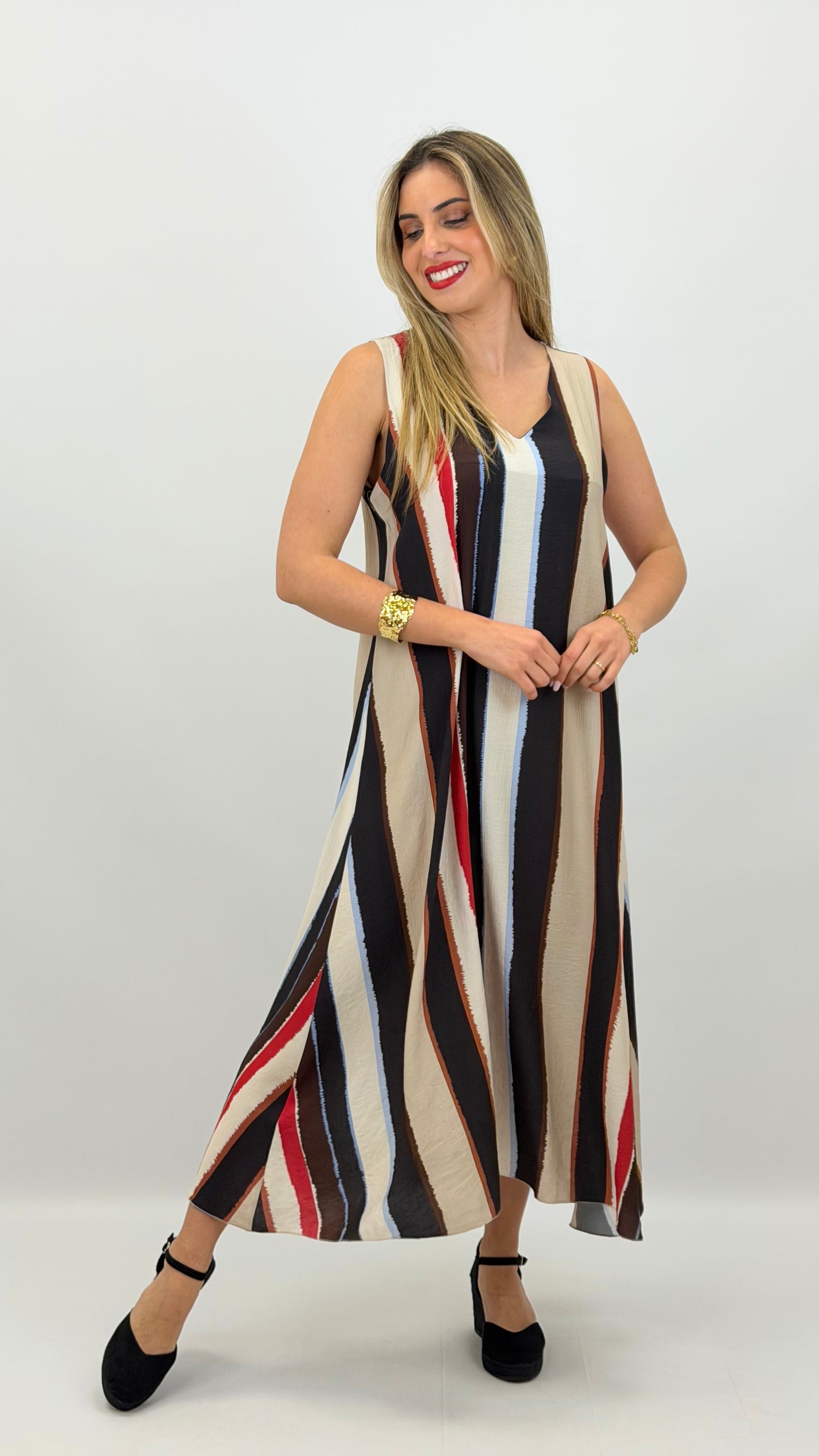 Vestido cavado listas bege, vermelho e preto