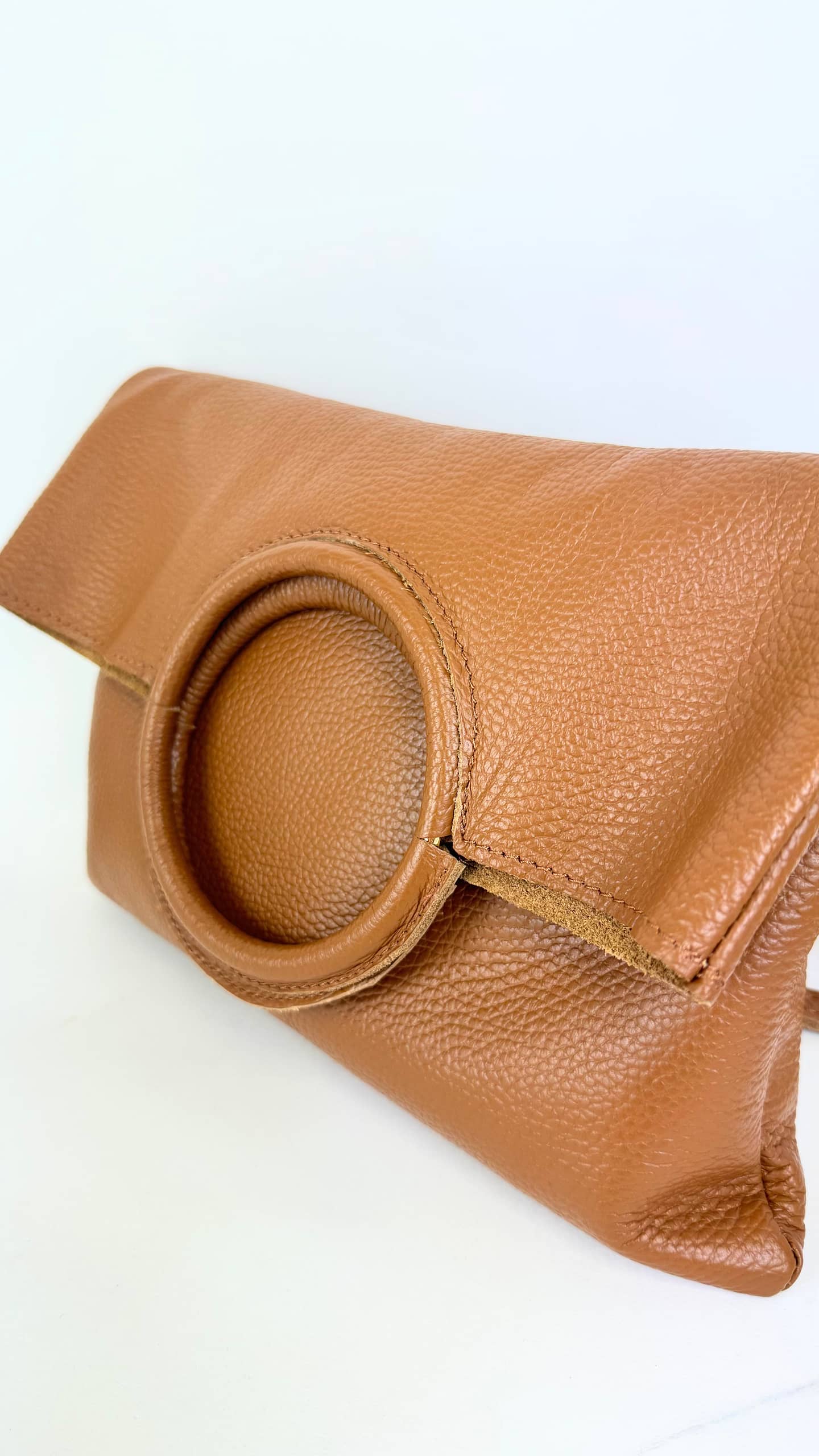 Carteira estilo envelope péle genuína camel