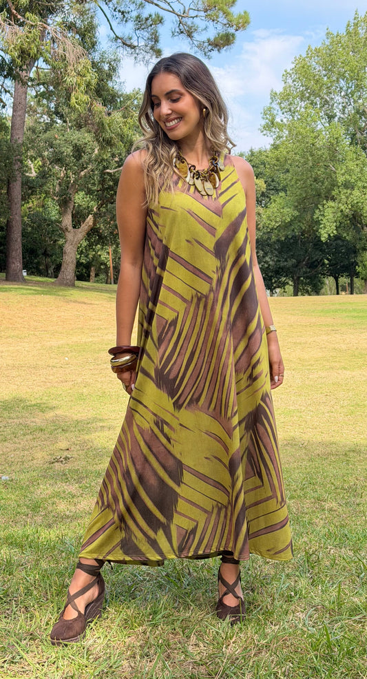 Vestido malha fria estampado tons verde e castanho