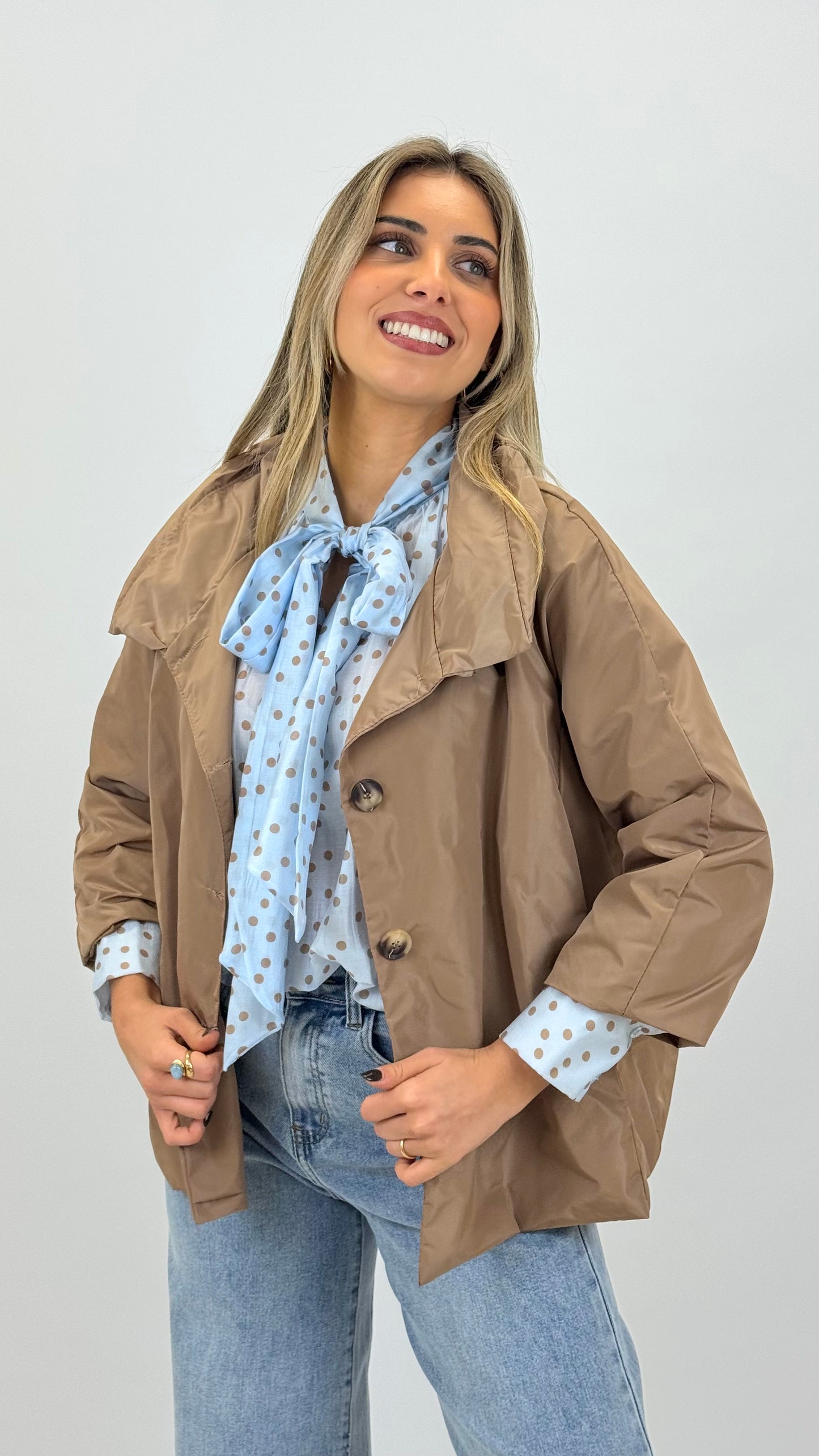Parka manga 3/4 com botões camel/bege