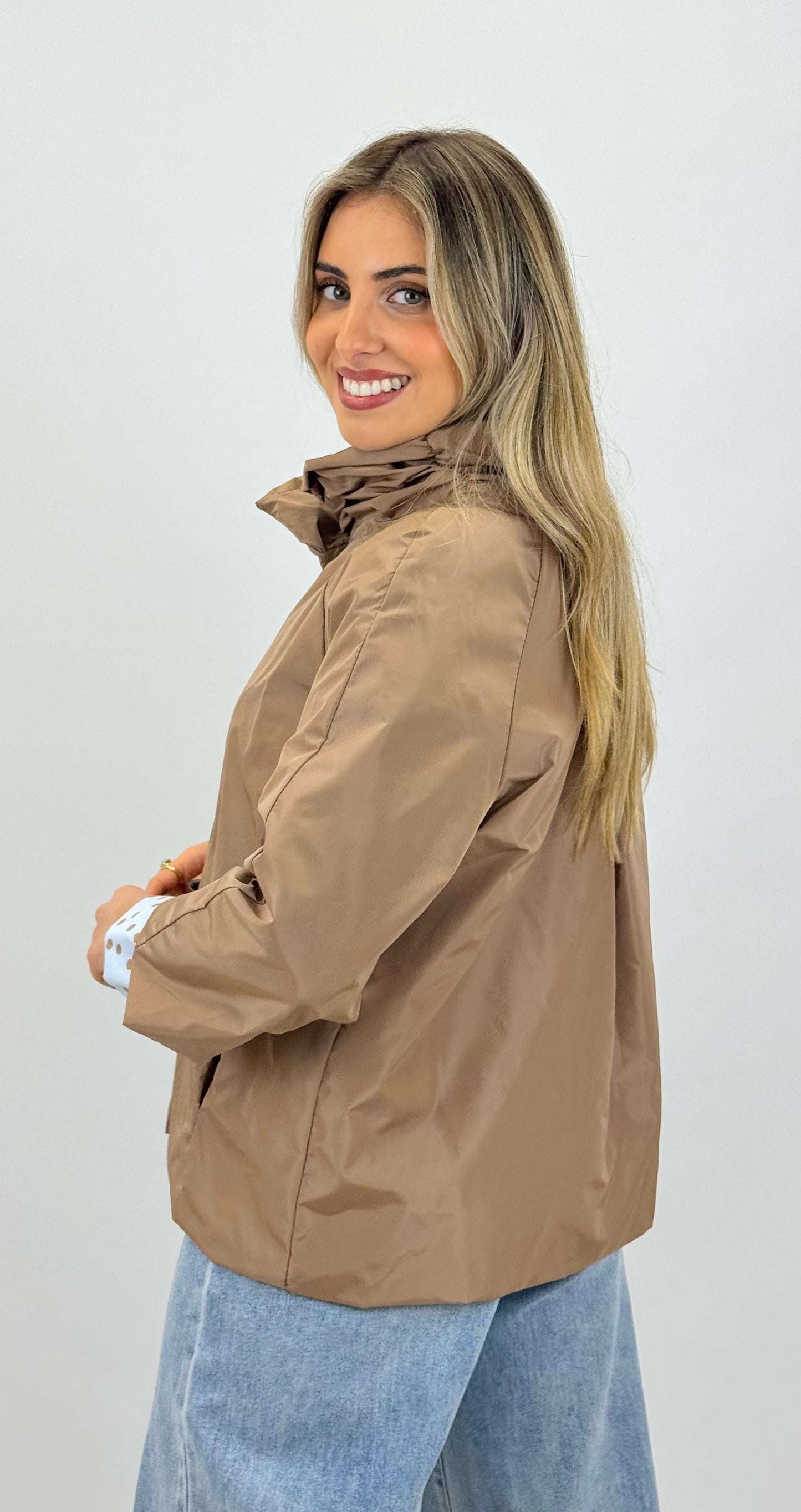 Parka manga 3/4 com botões camel/bege