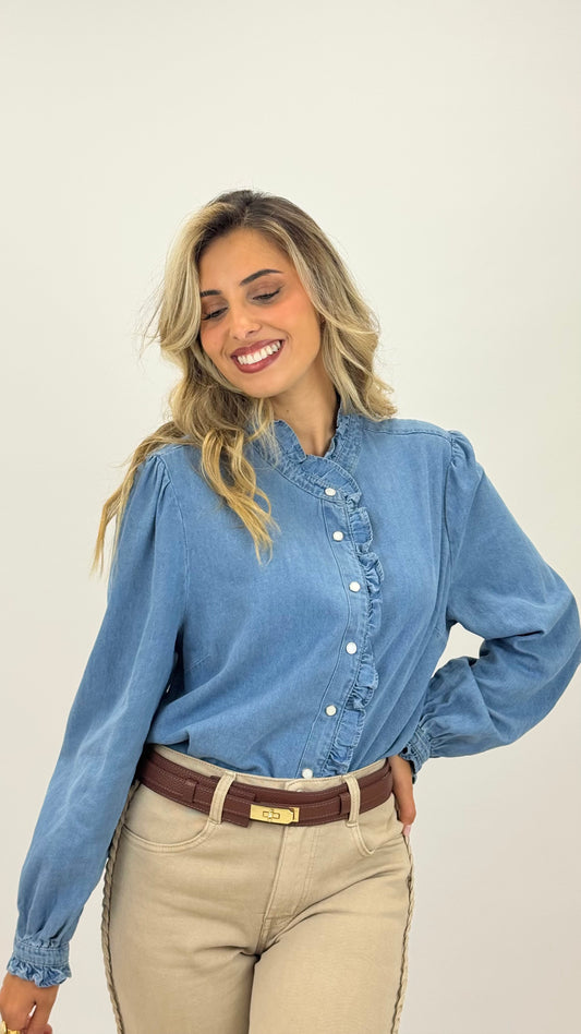 Camisa de ganga clara com folhinho