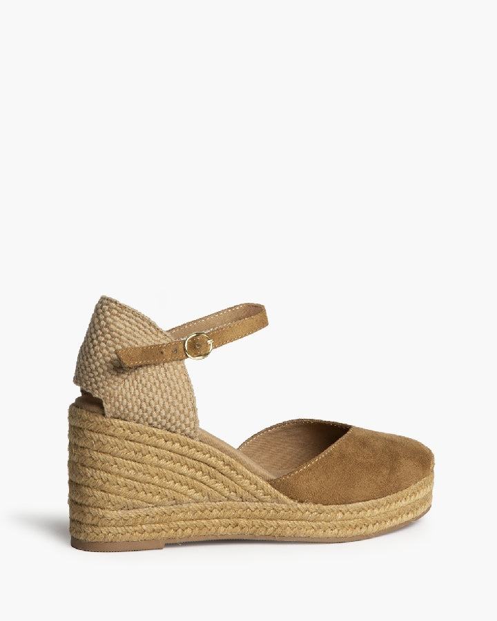 Sandália cunha camel