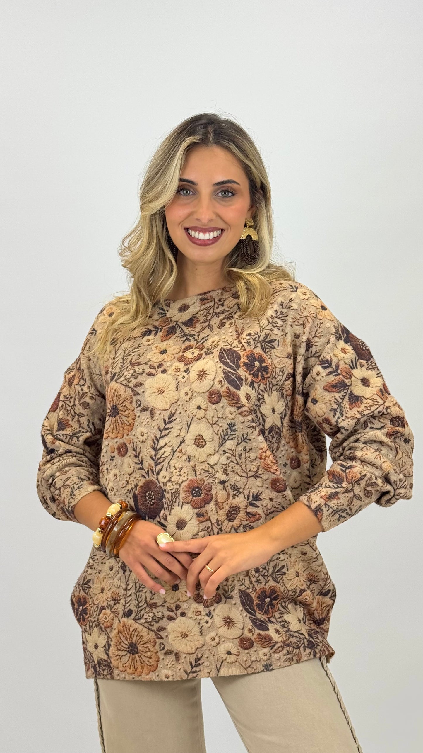 Camisola malha estampado floral tons castanho