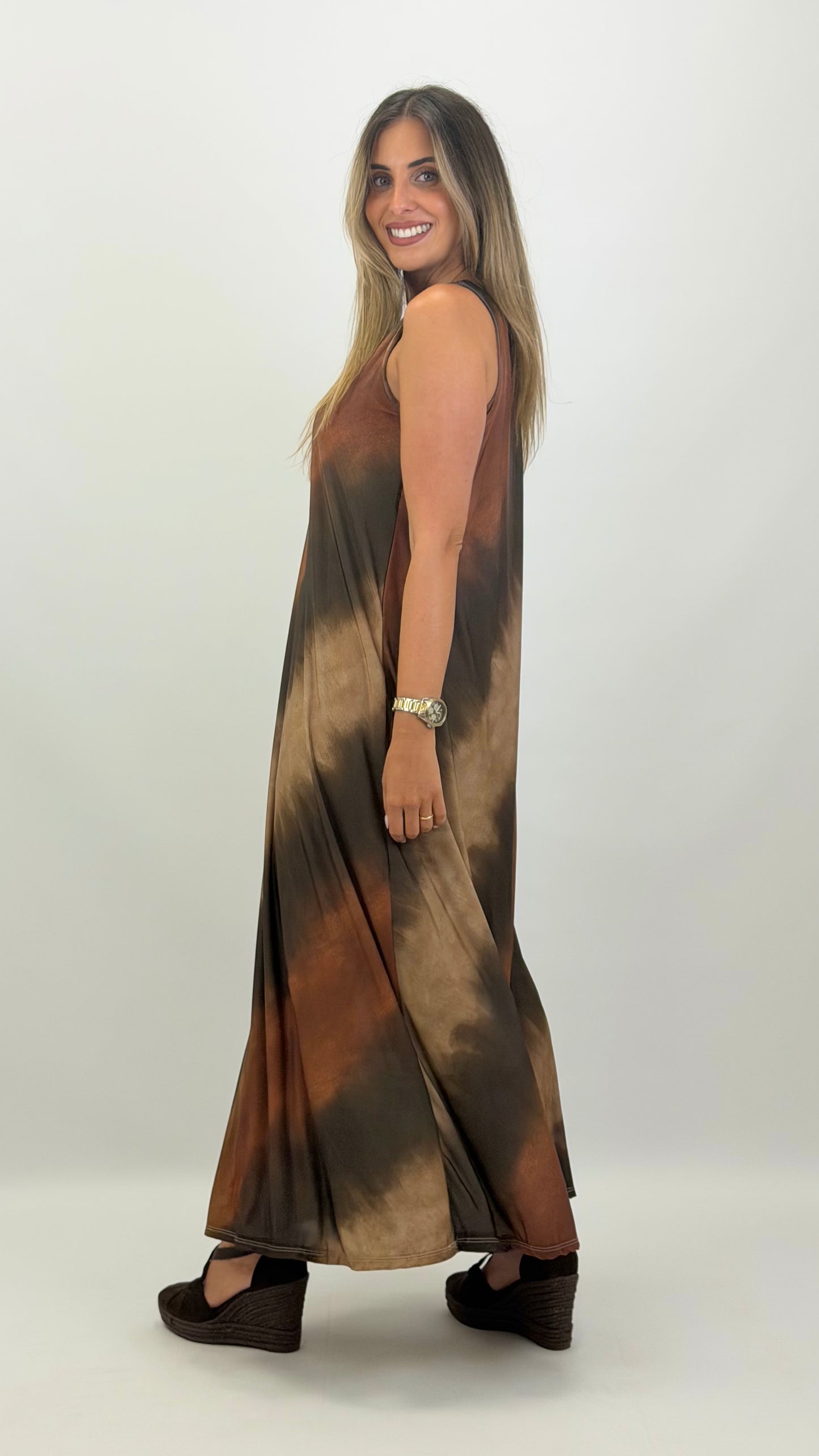 Vestido malha fria degradé castanho, camel e telha