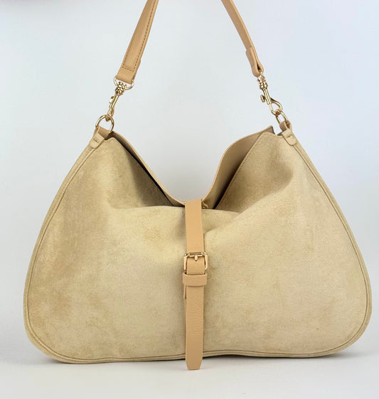 Saco estilo camurça creme com fivela