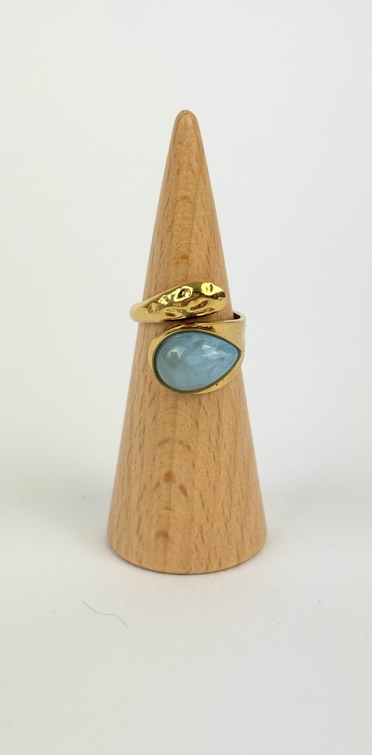 Anel aço dourado ajustável pedra azul-bebé