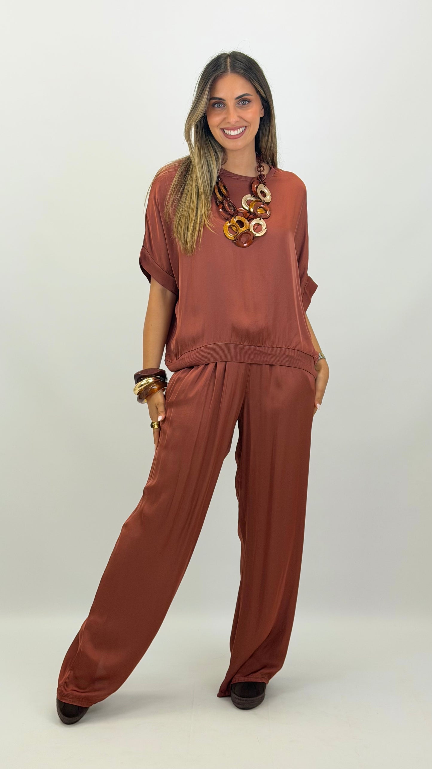 Calça acetinada terracota
