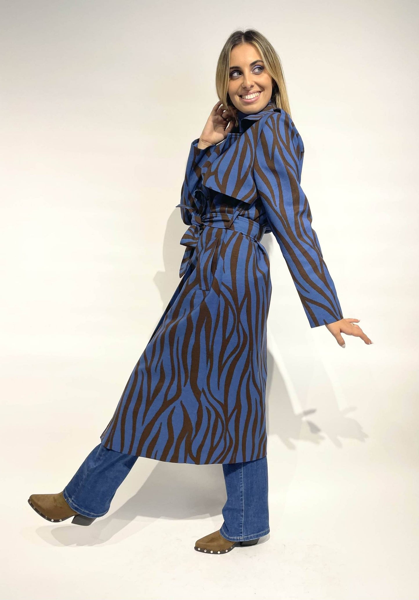 Gabardine zebra azul e castanho