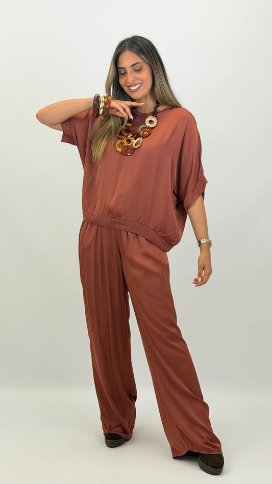 Calça acetinada terracota