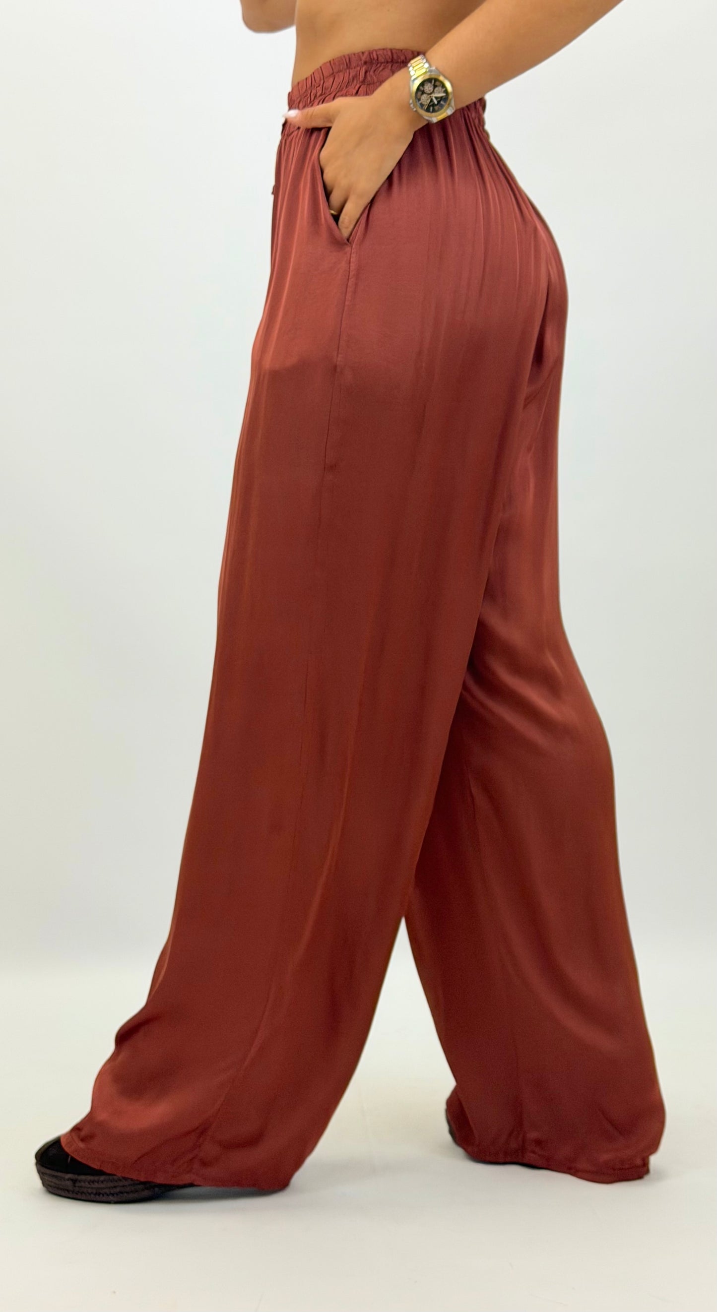 Calça acetinada terracota